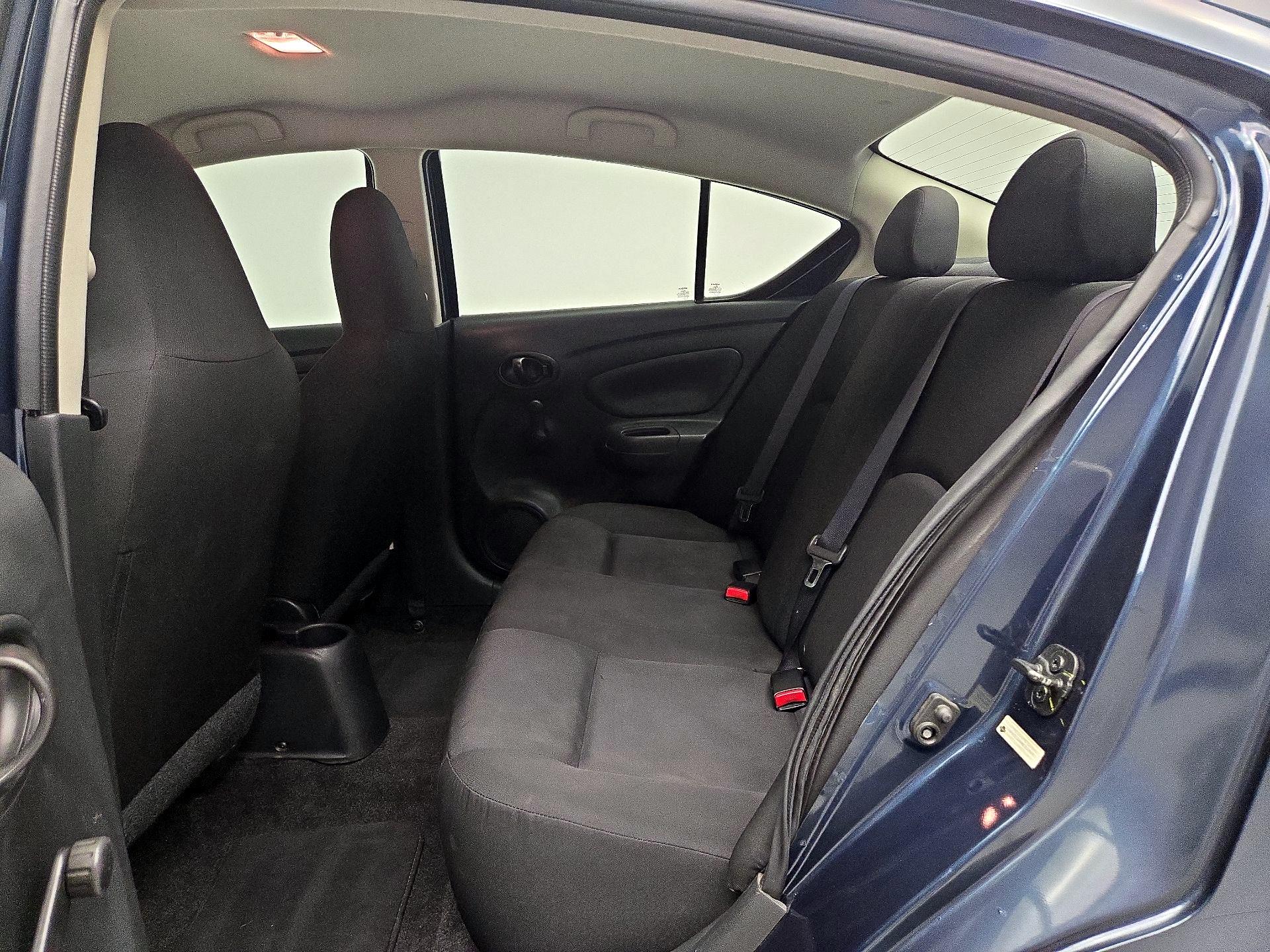 Thumbnail: 2017 Nissan Versa - 18