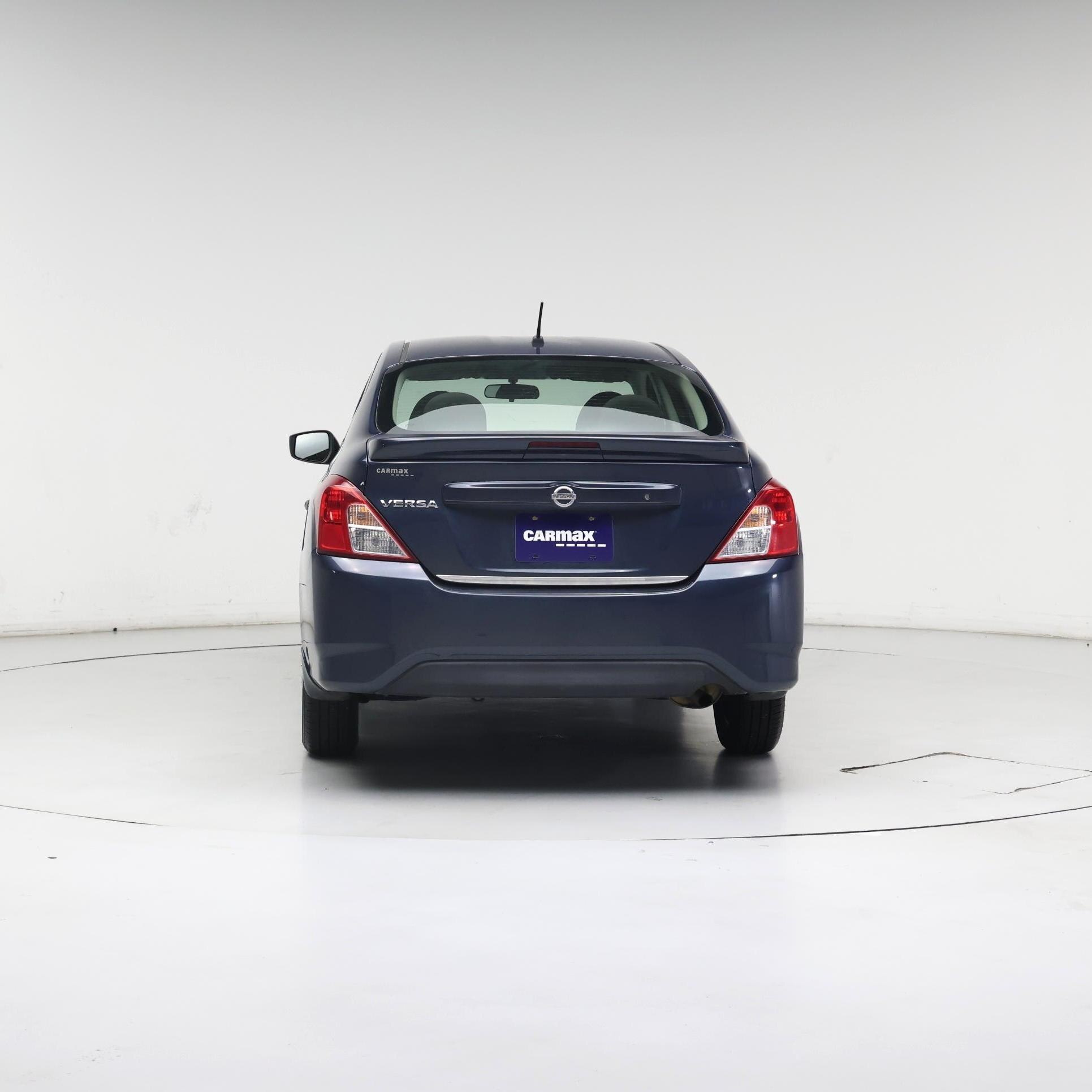 Thumbnail: 2017 Nissan Versa - 6