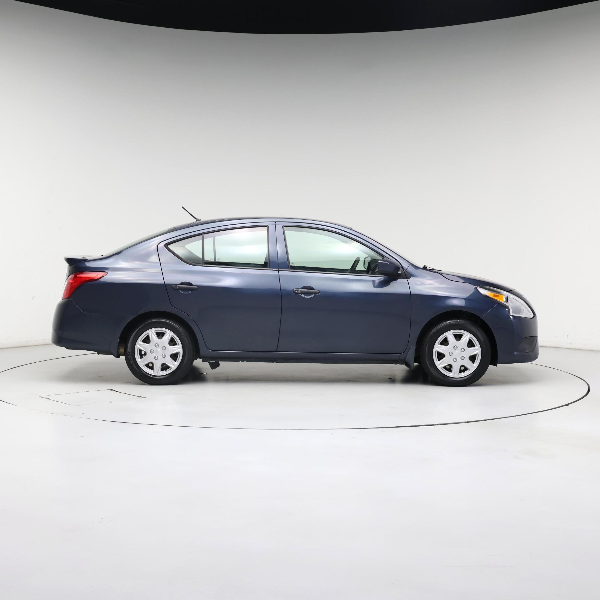 Thumbnail: 2017 Nissan Versa - 7