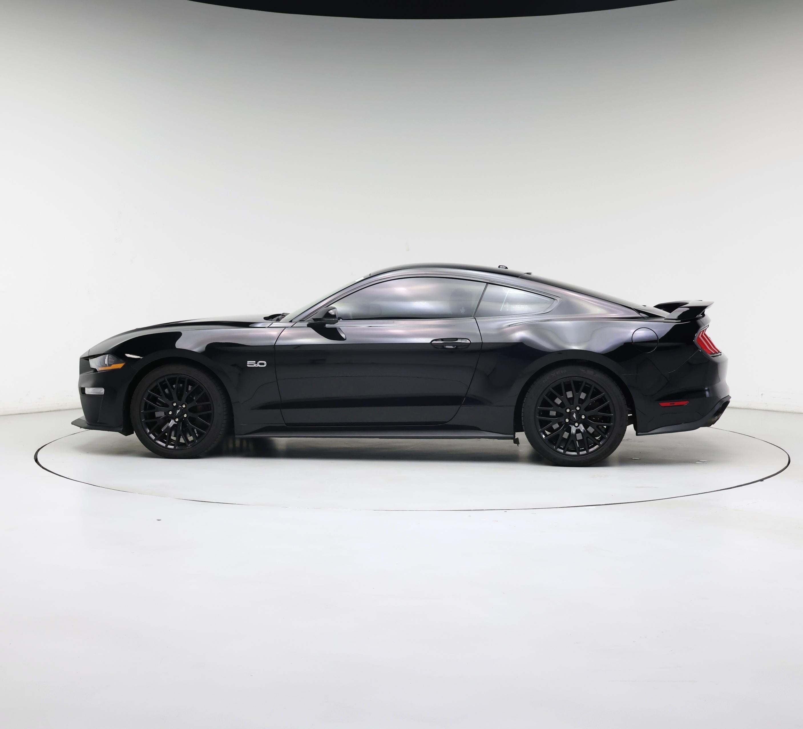 Thumbnail: 2019 Ford Mustang - 3