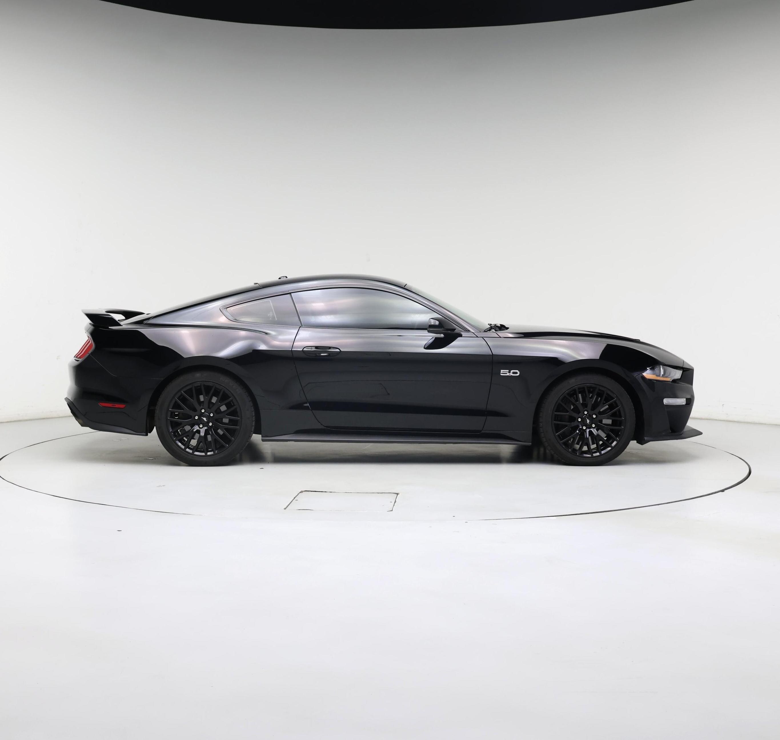 Thumbnail: 2019 Ford Mustang - 7