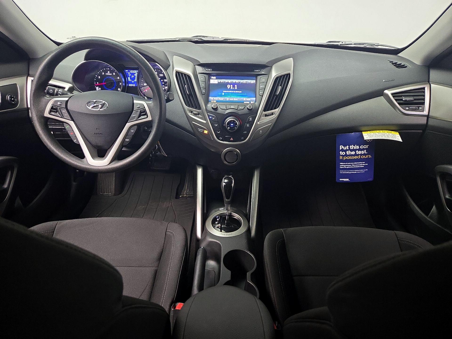 Thumbnail: 2016 Hyundai Veloster - 9