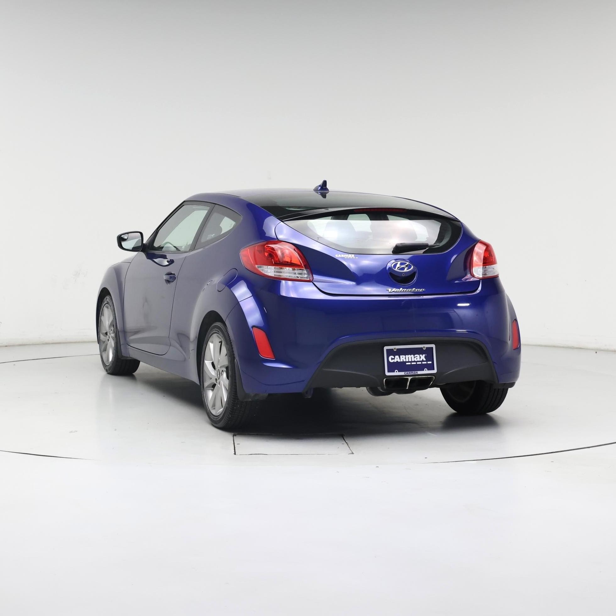 Thumbnail: 2016 Hyundai Veloster - 2
