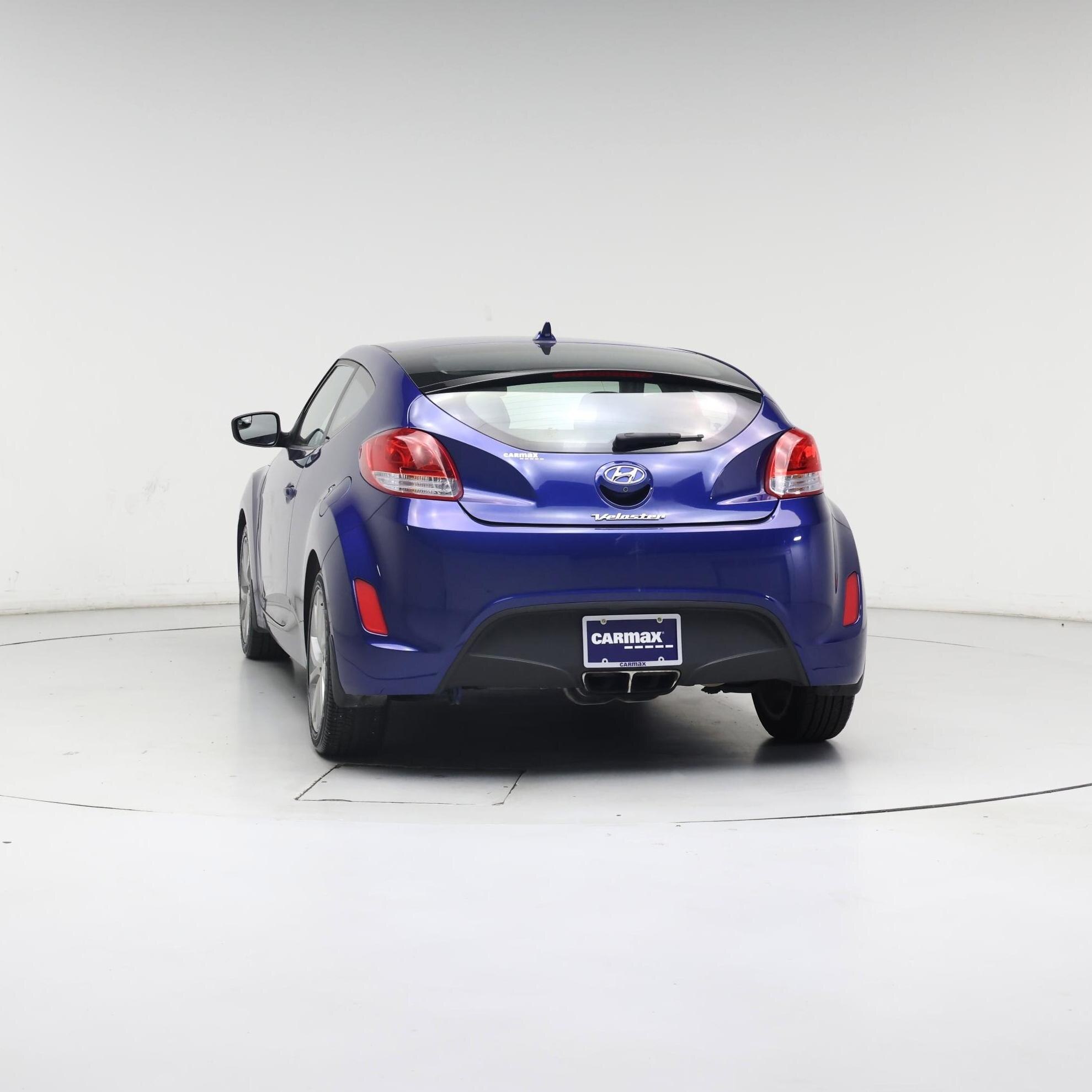 Thumbnail: 2016 Hyundai Veloster - 6