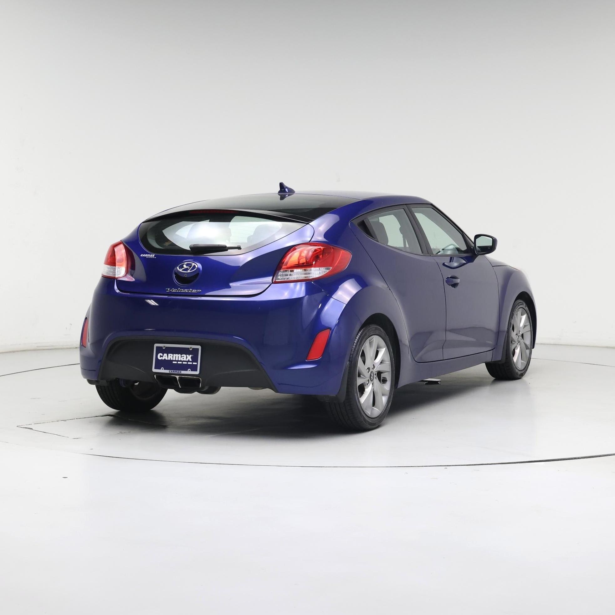 Thumbnail: 2016 Hyundai Veloster - 8