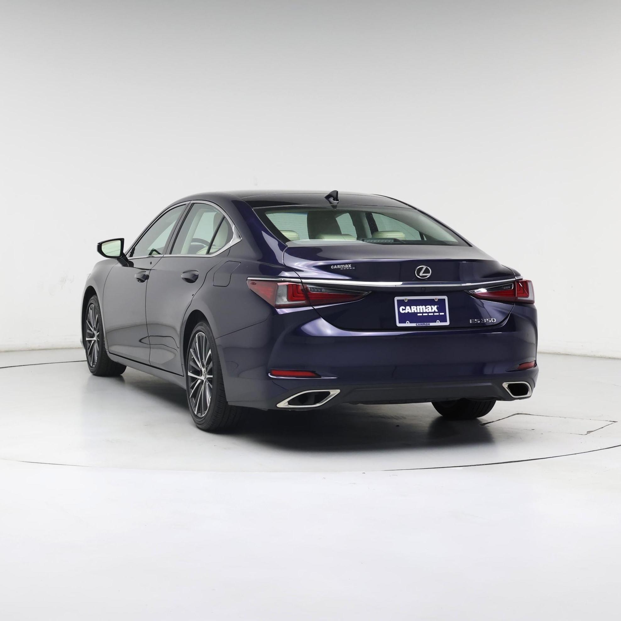 Thumbnail: 2022 Lexus ES - 2