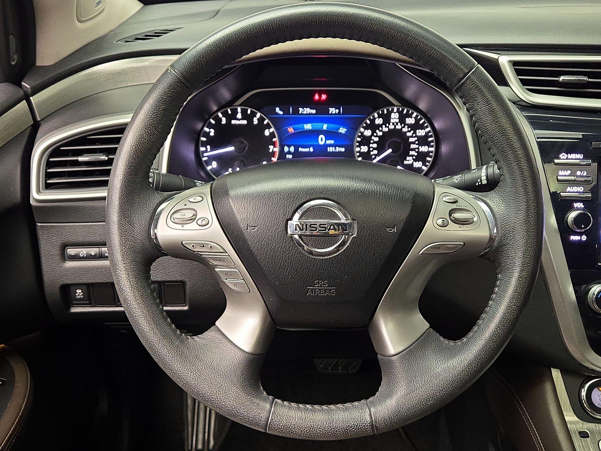 Thumbnail: 2015 Nissan Murano - 10