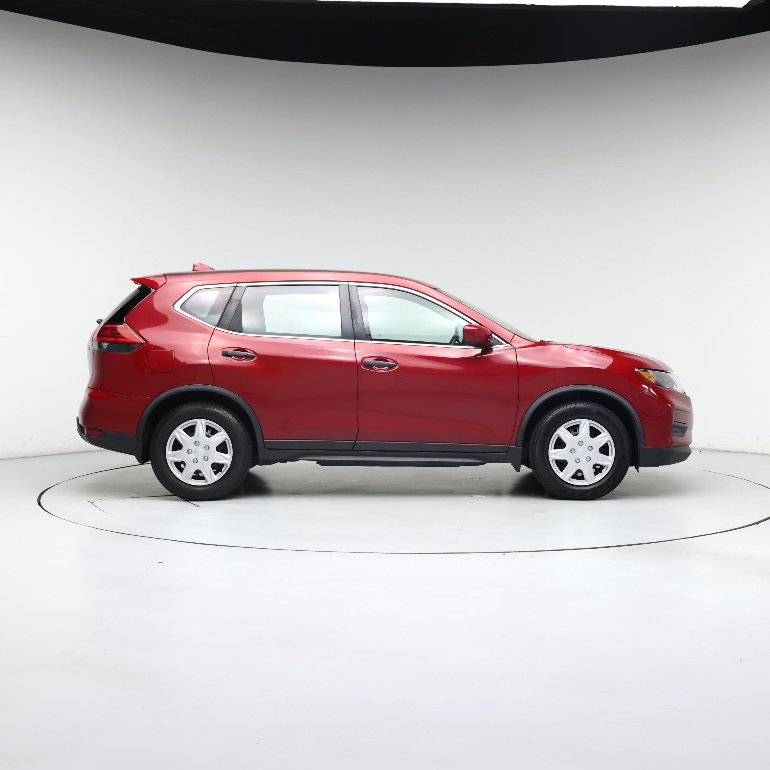 Thumbnail: 2017 Nissan Rogue - 7