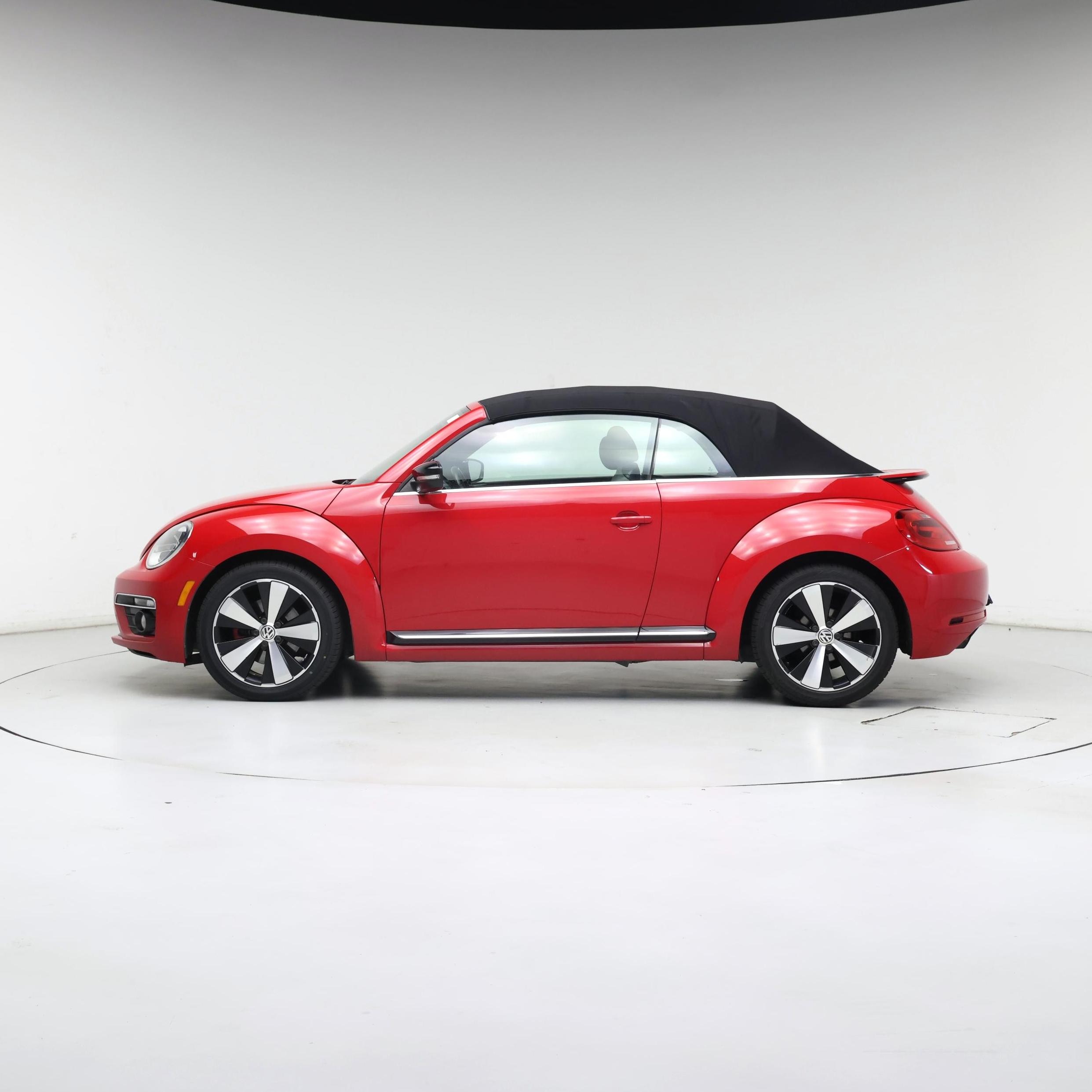 Thumbnail: 2013 Volkswagen Beetle - 3