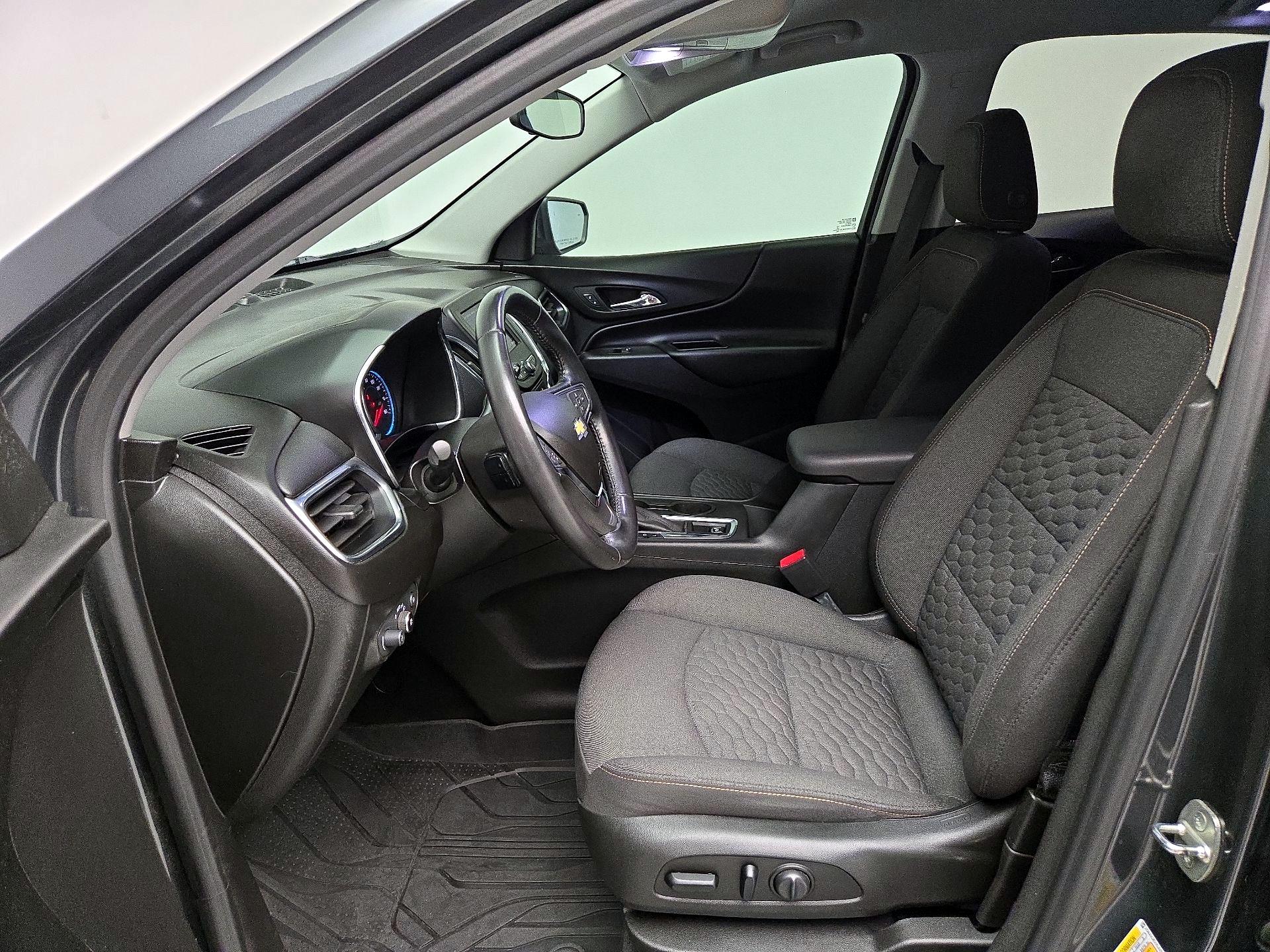 Thumbnail: 2020 Chevrolet Equinox - 11