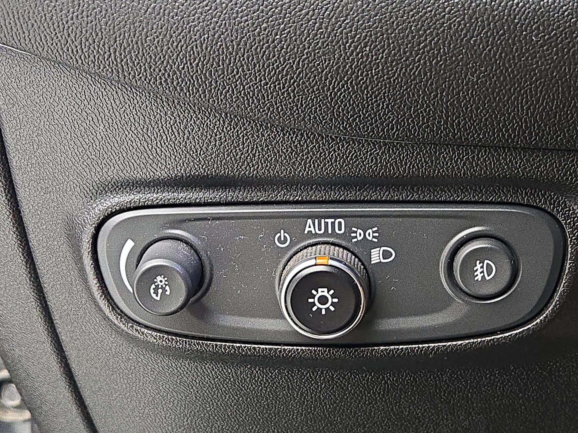 Thumbnail: 2020 Chevrolet Equinox - 13