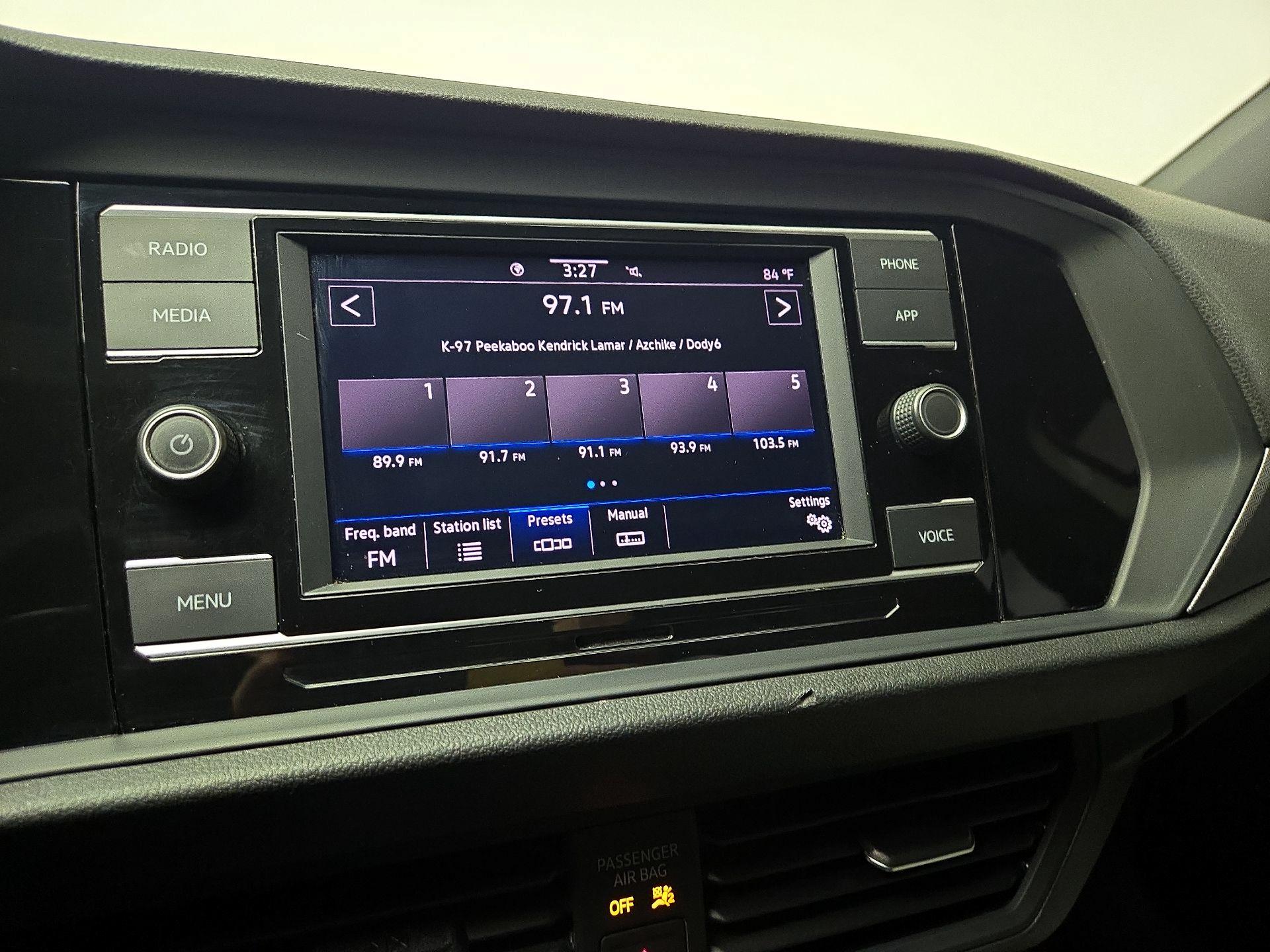 Thumbnail: 2021 Volkswagen Jetta - 15