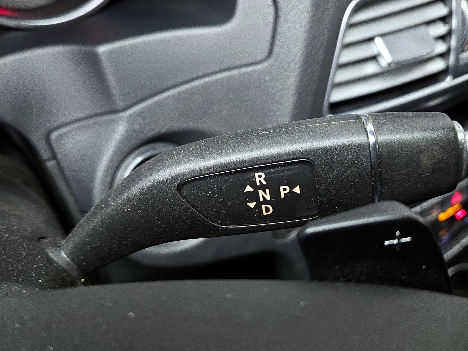 Thumbnail: 2014 Mercedes-Benz E-Class - 18