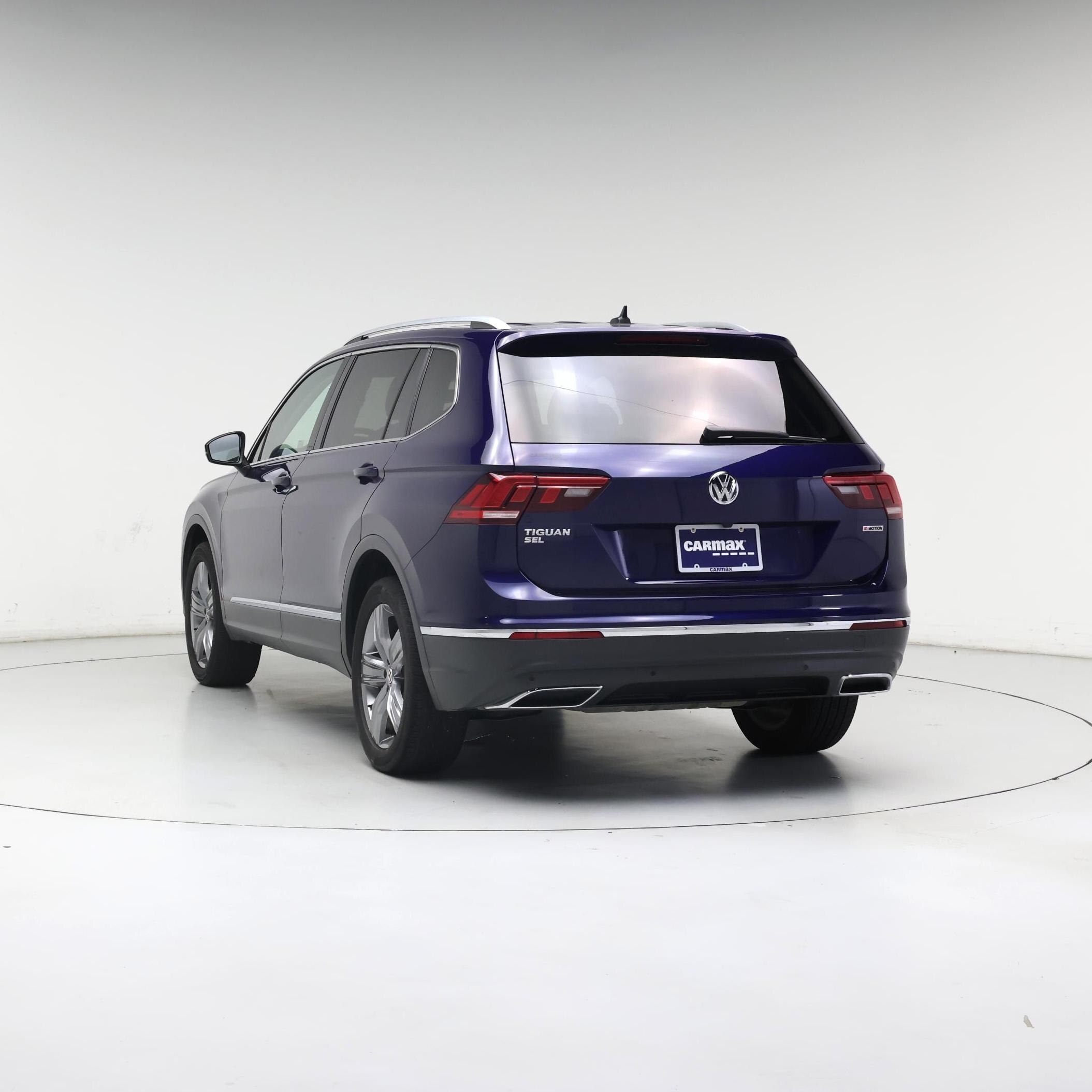 Thumbnail: 2021 Volkswagen Tiguan - 2