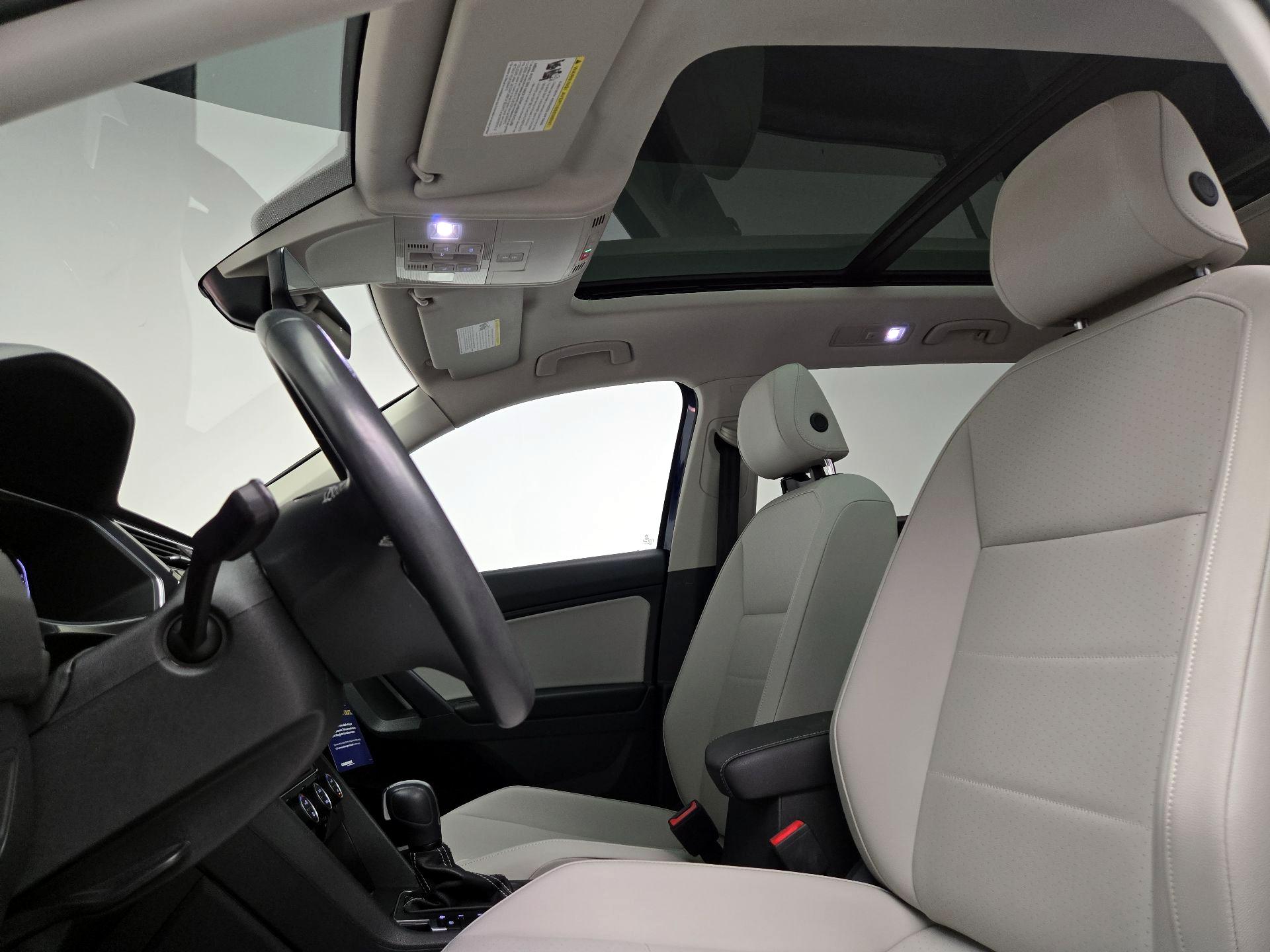 Thumbnail: 2021 Volkswagen Tiguan - 20