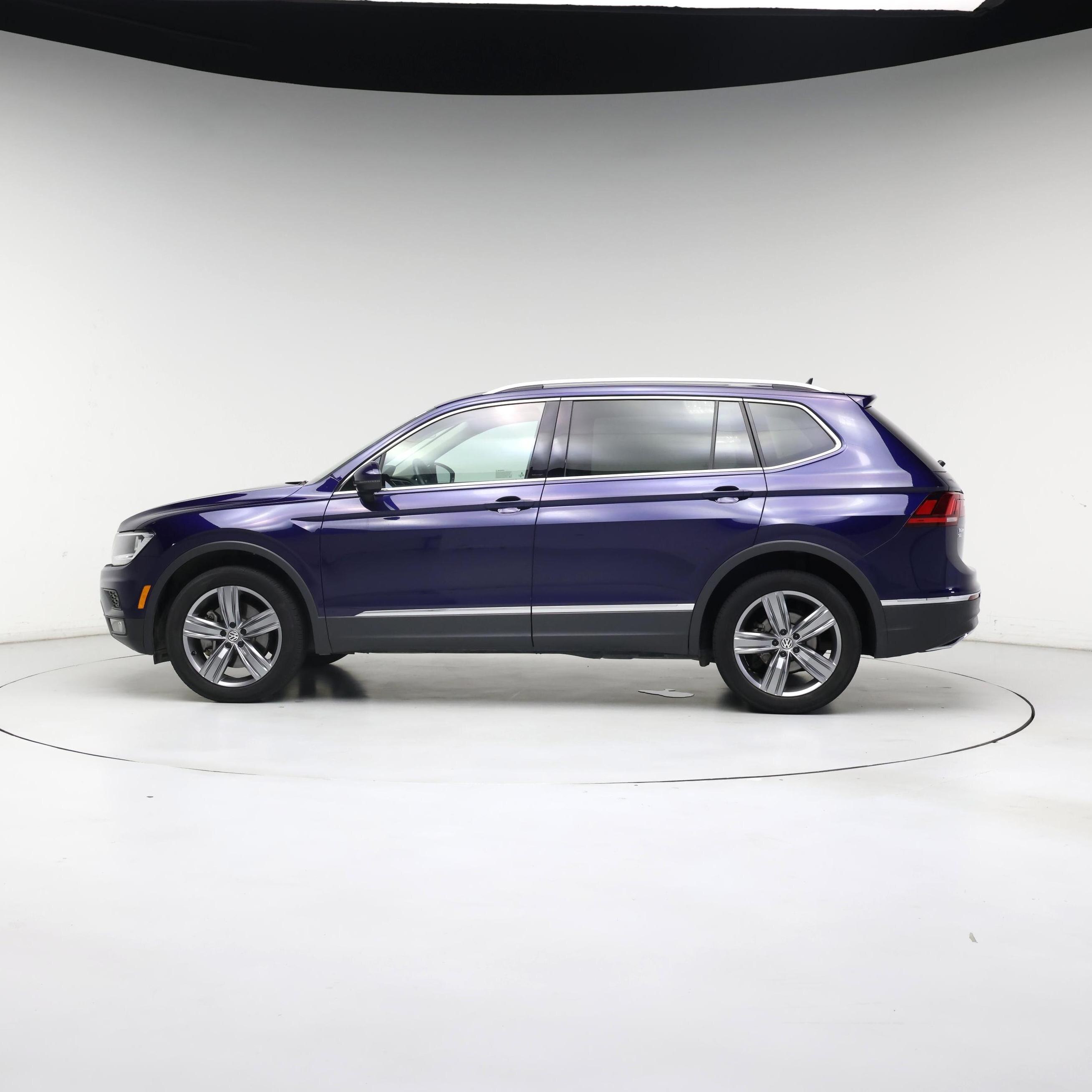 Thumbnail: 2021 Volkswagen Tiguan - 3