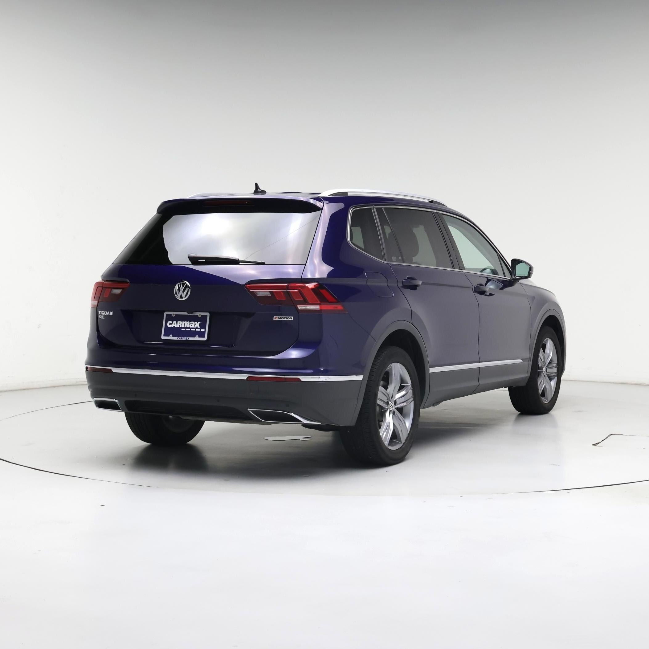 Thumbnail: 2021 Volkswagen Tiguan - 8