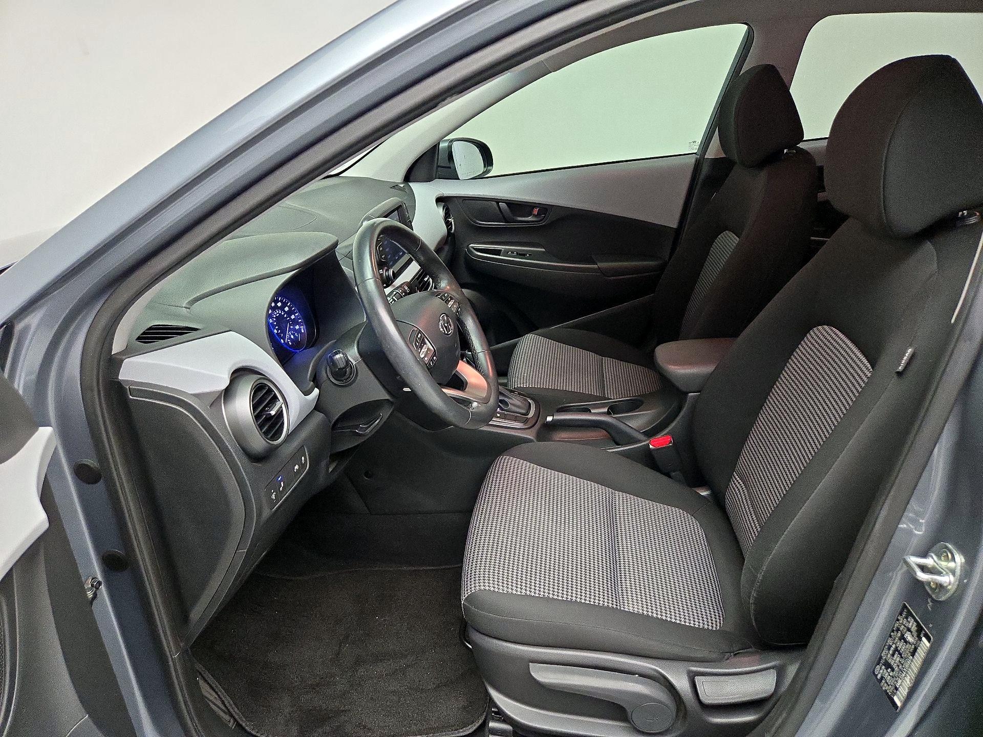 Thumbnail: 2020 Hyundai Kona - 11