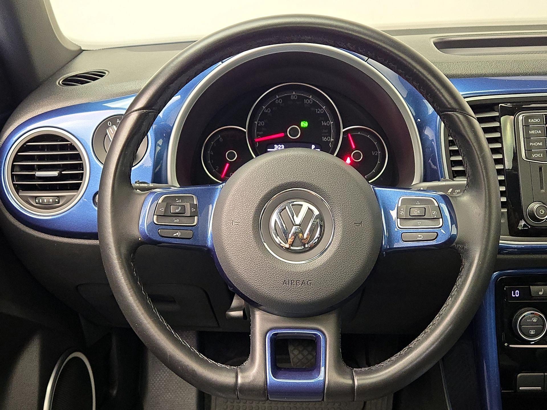 Thumbnail: 2019 Volkswagen Beetle - 10