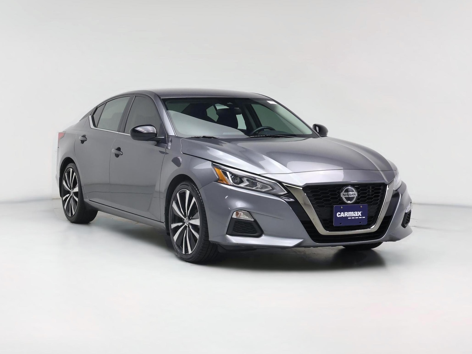 2022 Nissan Altima SR