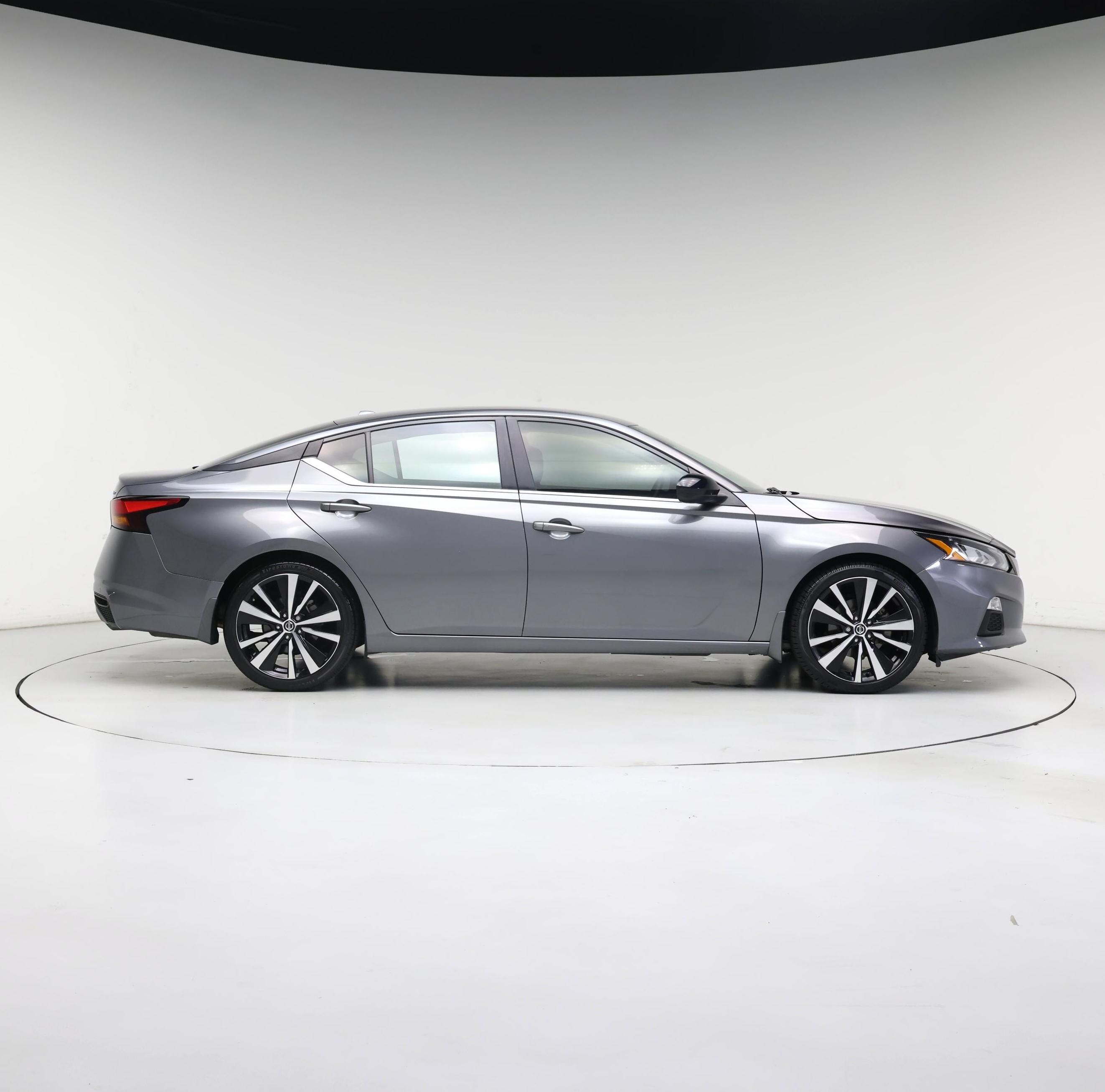 Thumbnail: 2022 Nissan Altima - 7