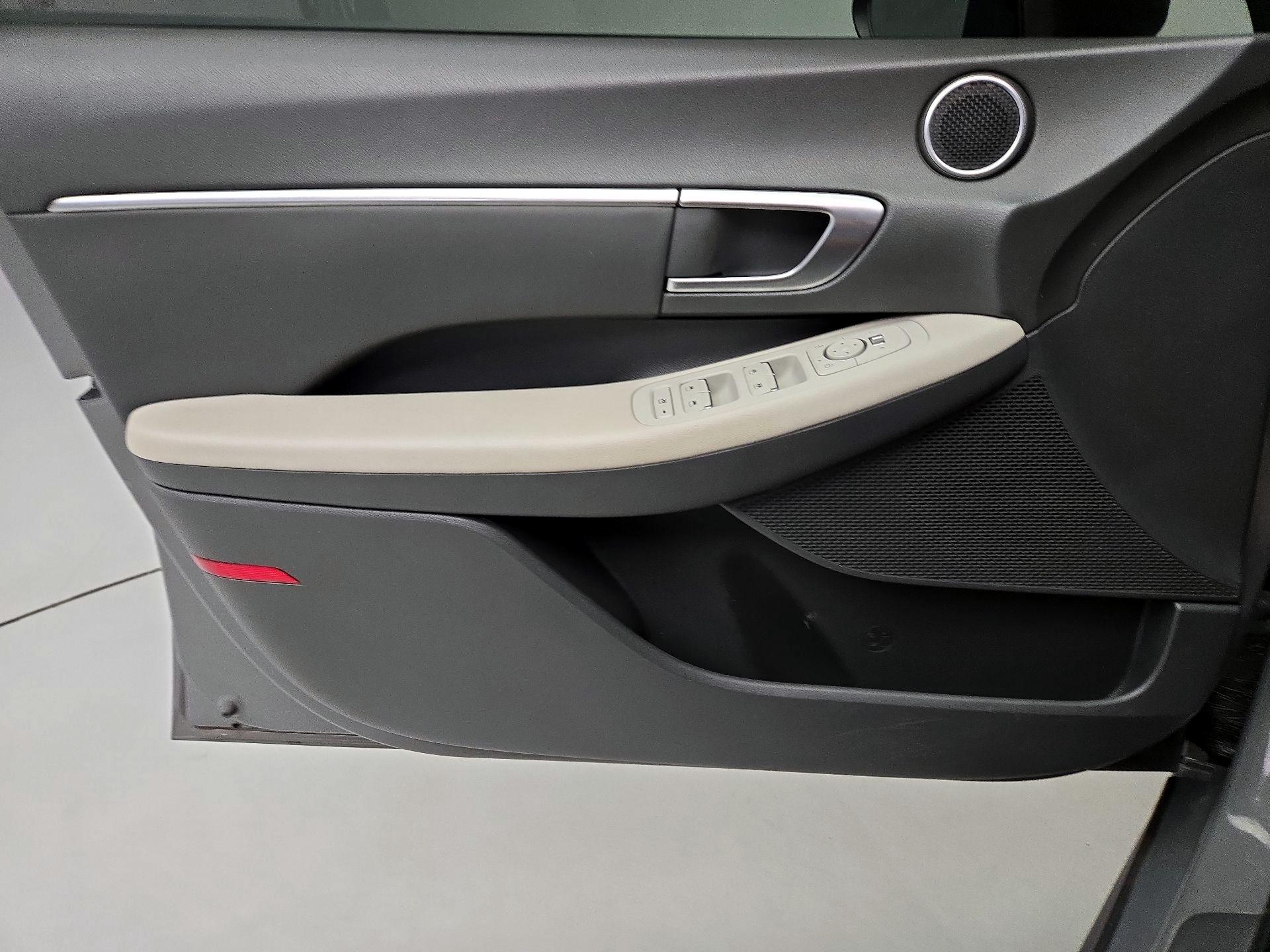 Thumbnail: 2022 Hyundai Sonata - 12