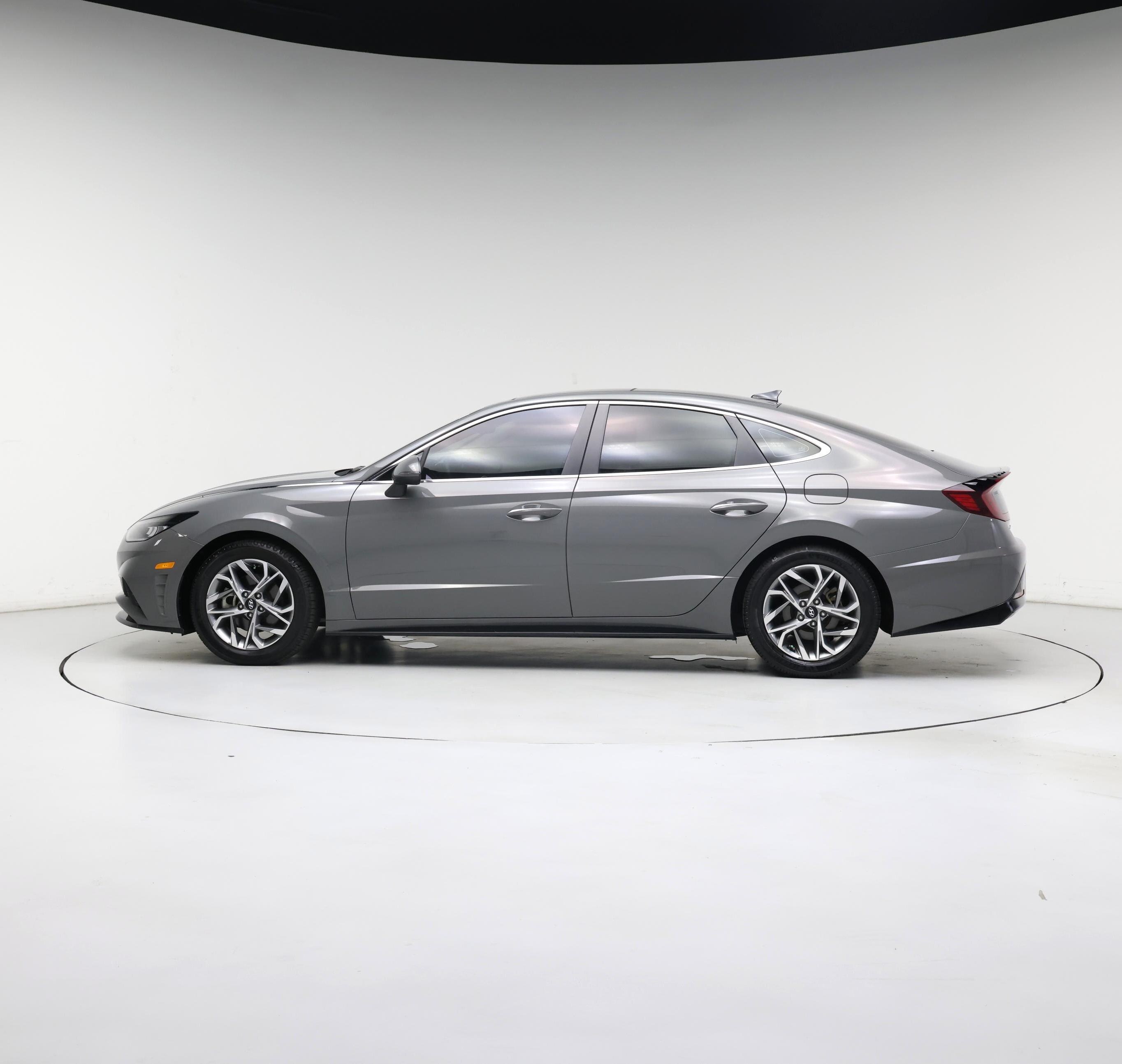 Thumbnail: 2022 Hyundai Sonata - 3