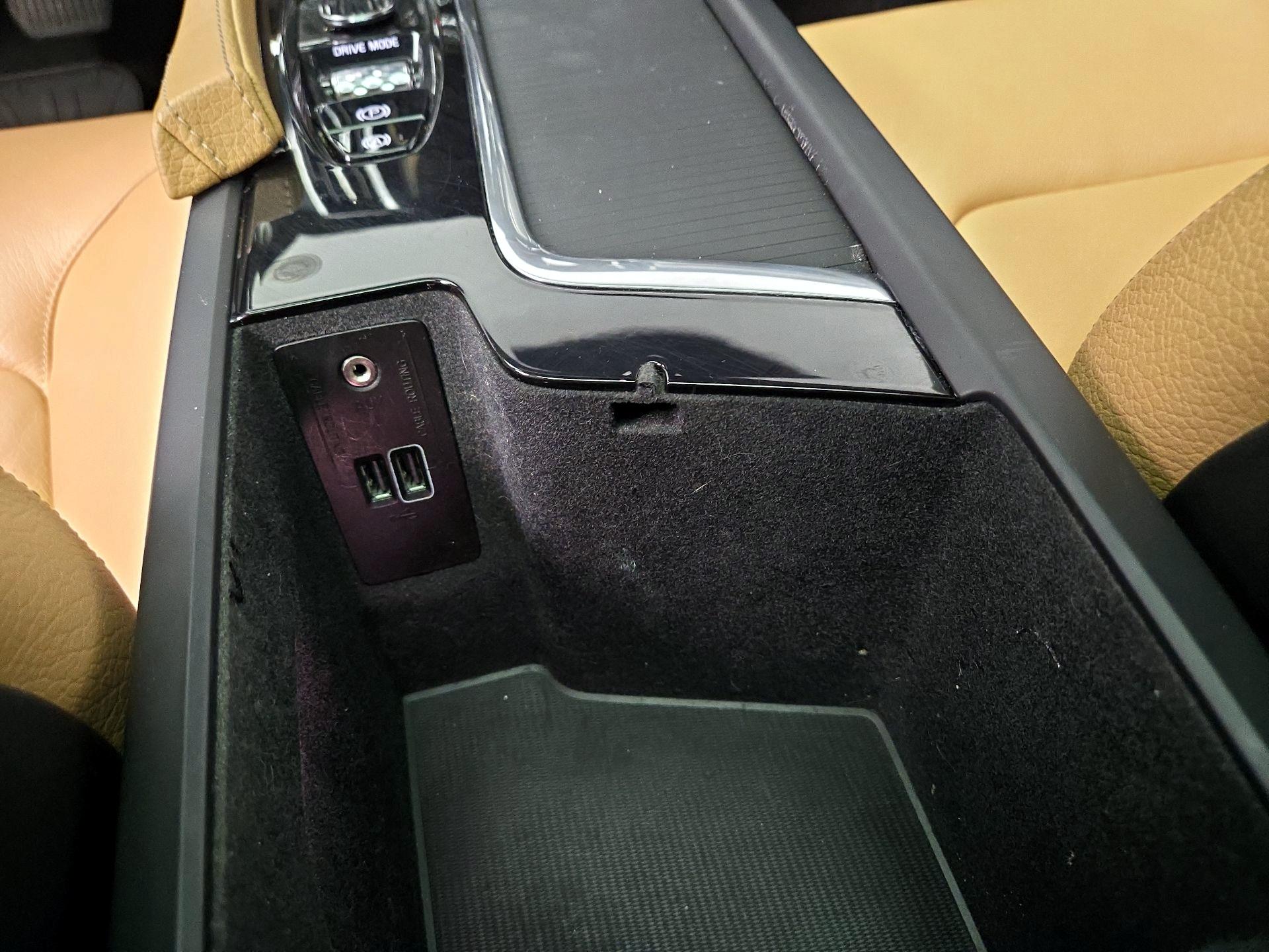 Thumbnail: 2017 Volvo S90 - 19