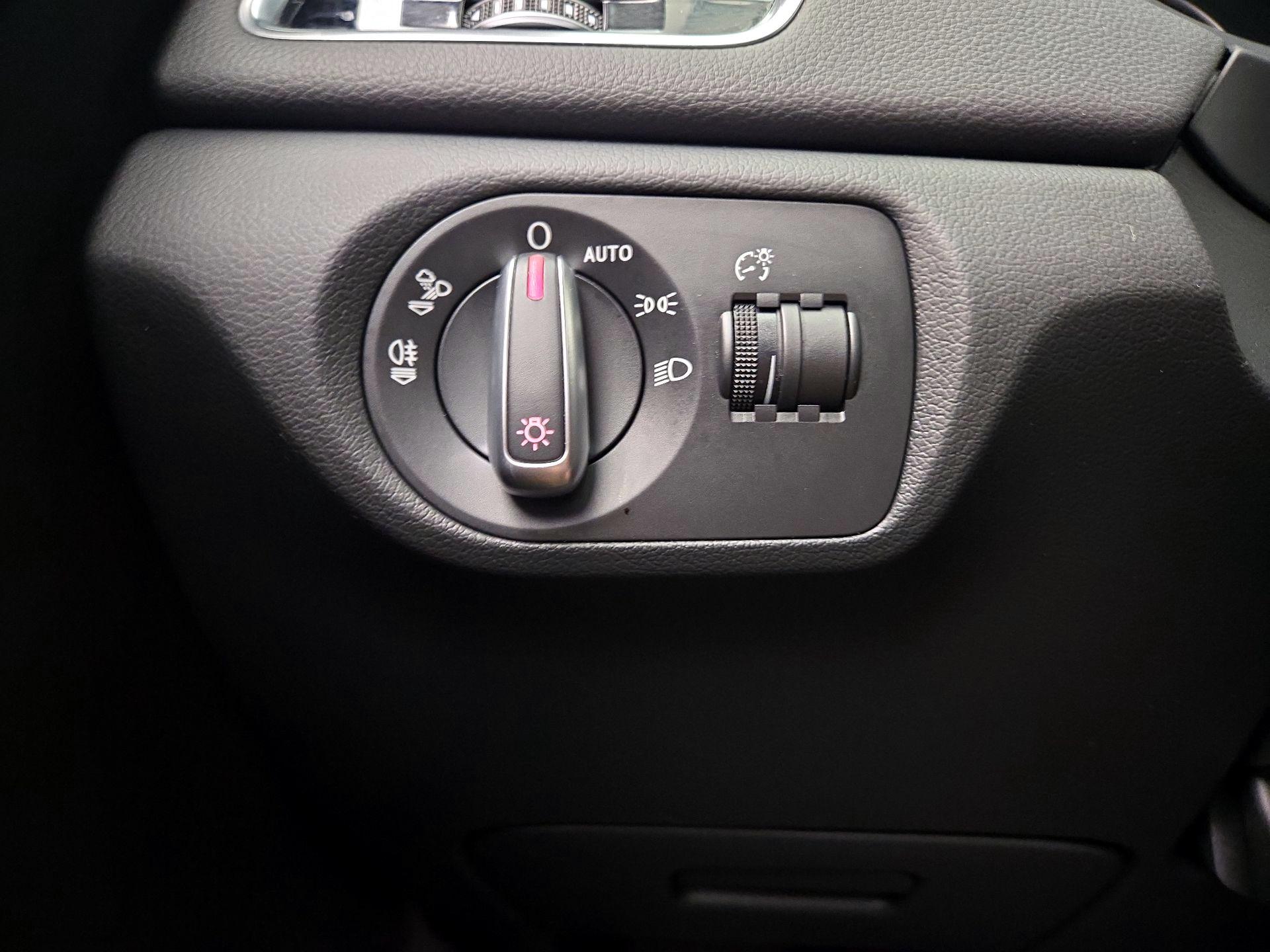 Thumbnail: 2016 Audi Q3 - 13