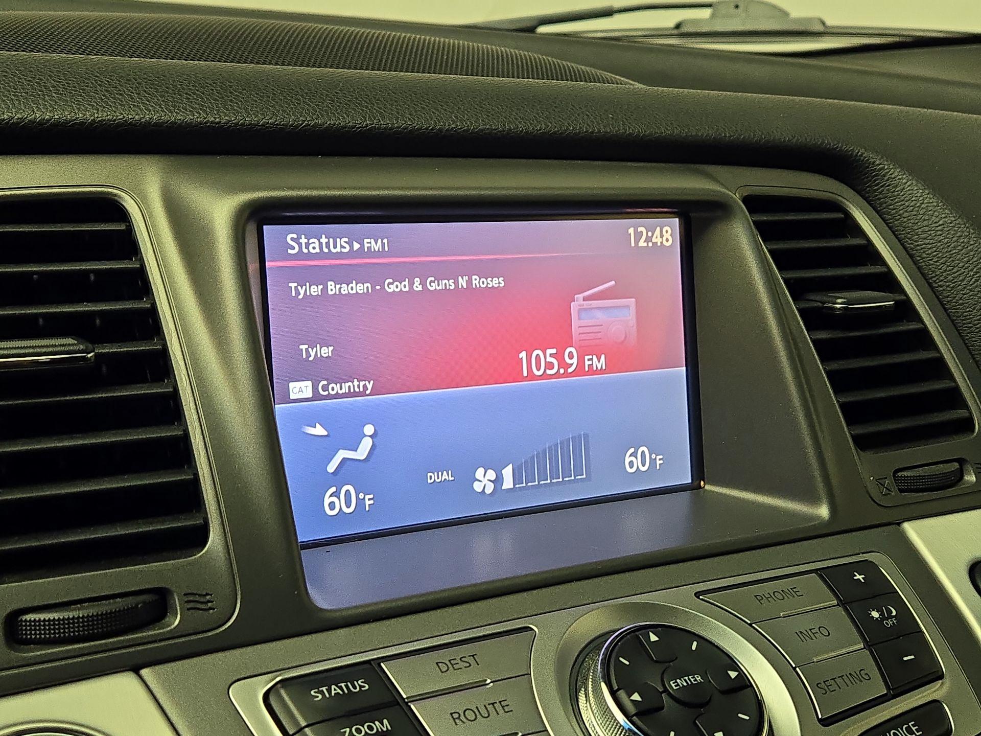 Thumbnail: 2014 Nissan Murano - 16