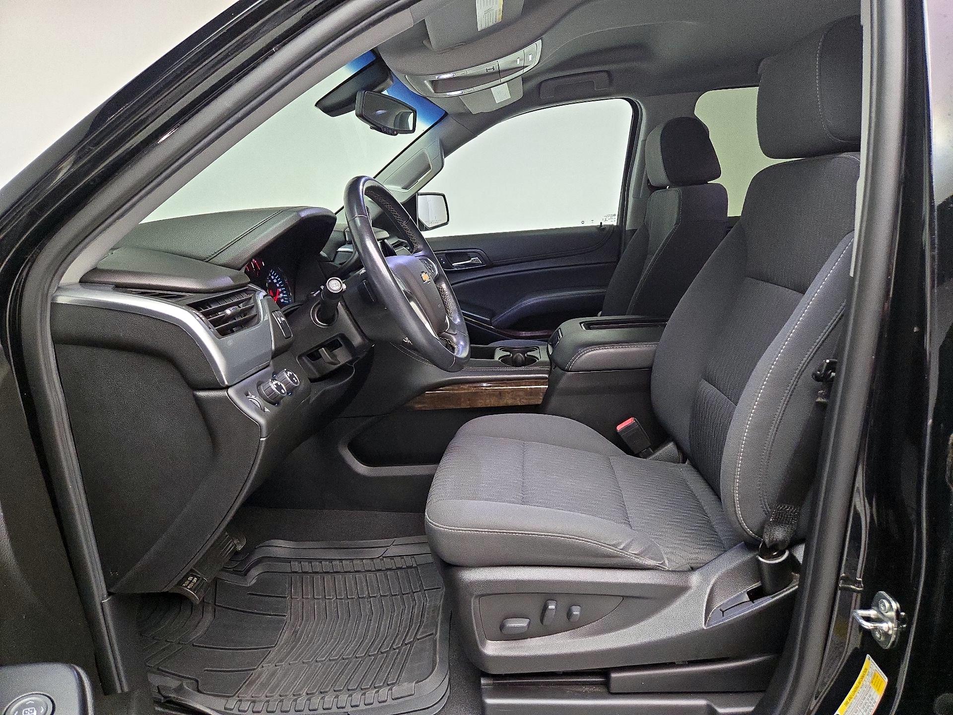 Thumbnail: 2020 Chevrolet Tahoe - 11