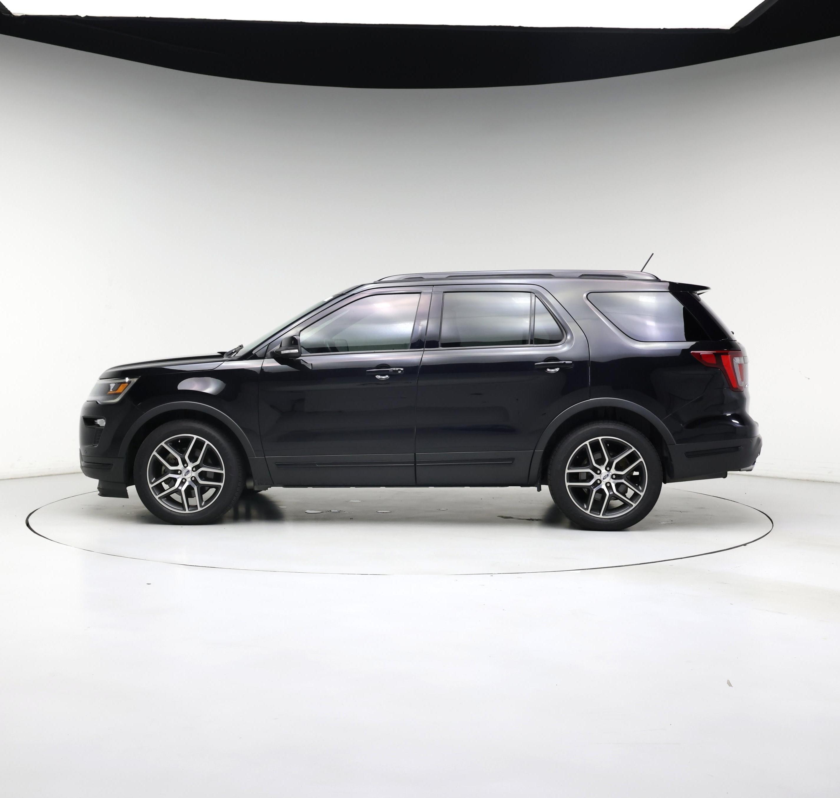 Thumbnail: 2019 Ford Explorer - 3