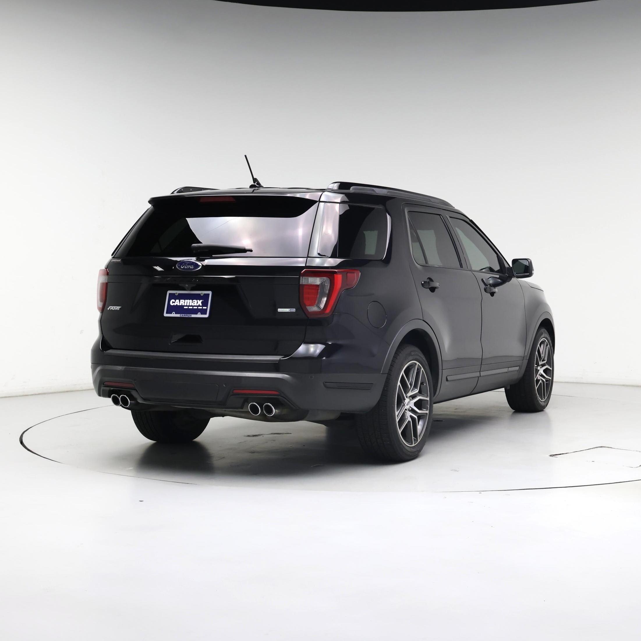 Thumbnail: 2019 Ford Explorer - 8