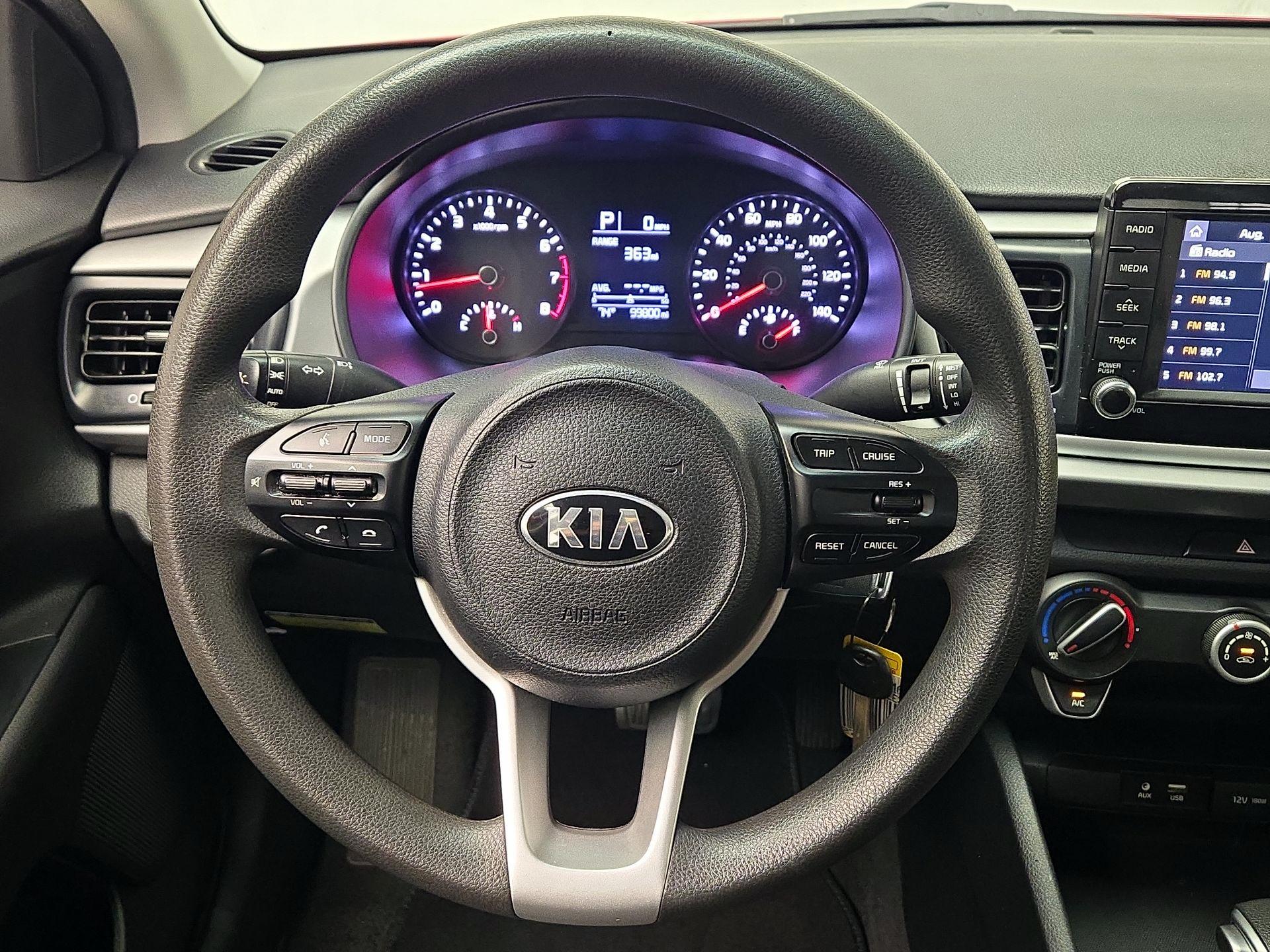 Thumbnail: 2020 Kia Rio - 10