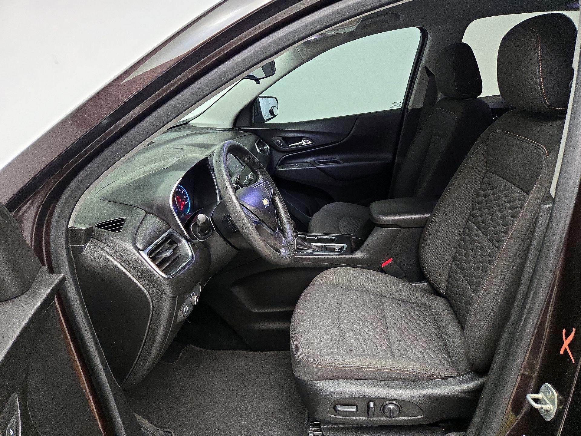 Thumbnail: 2020 Chevrolet Equinox - 11