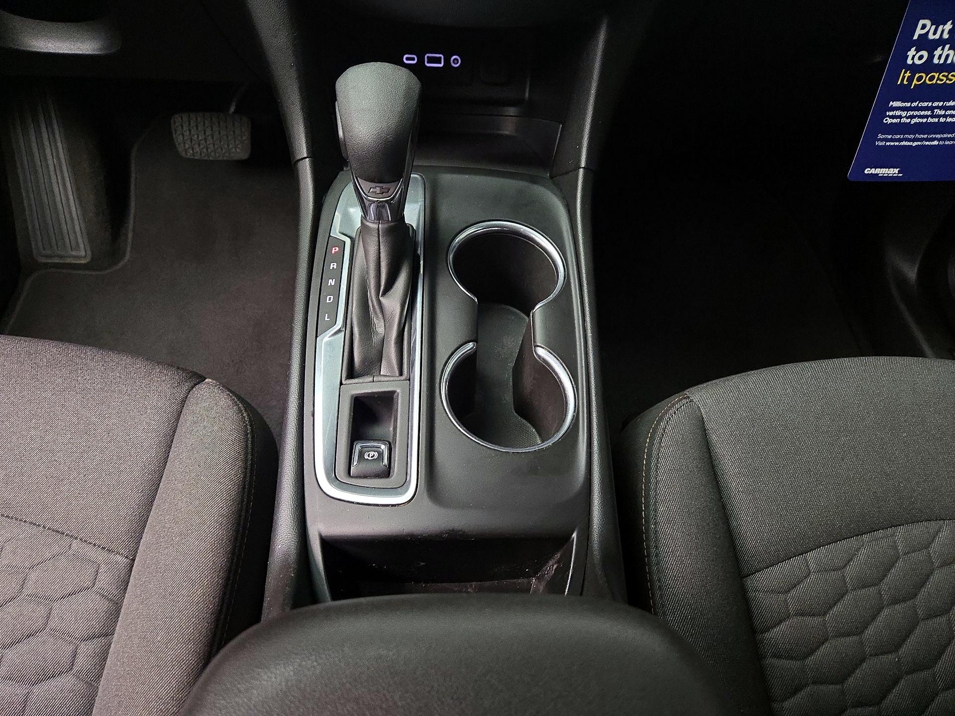 Thumbnail: 2020 Chevrolet Equinox - 17