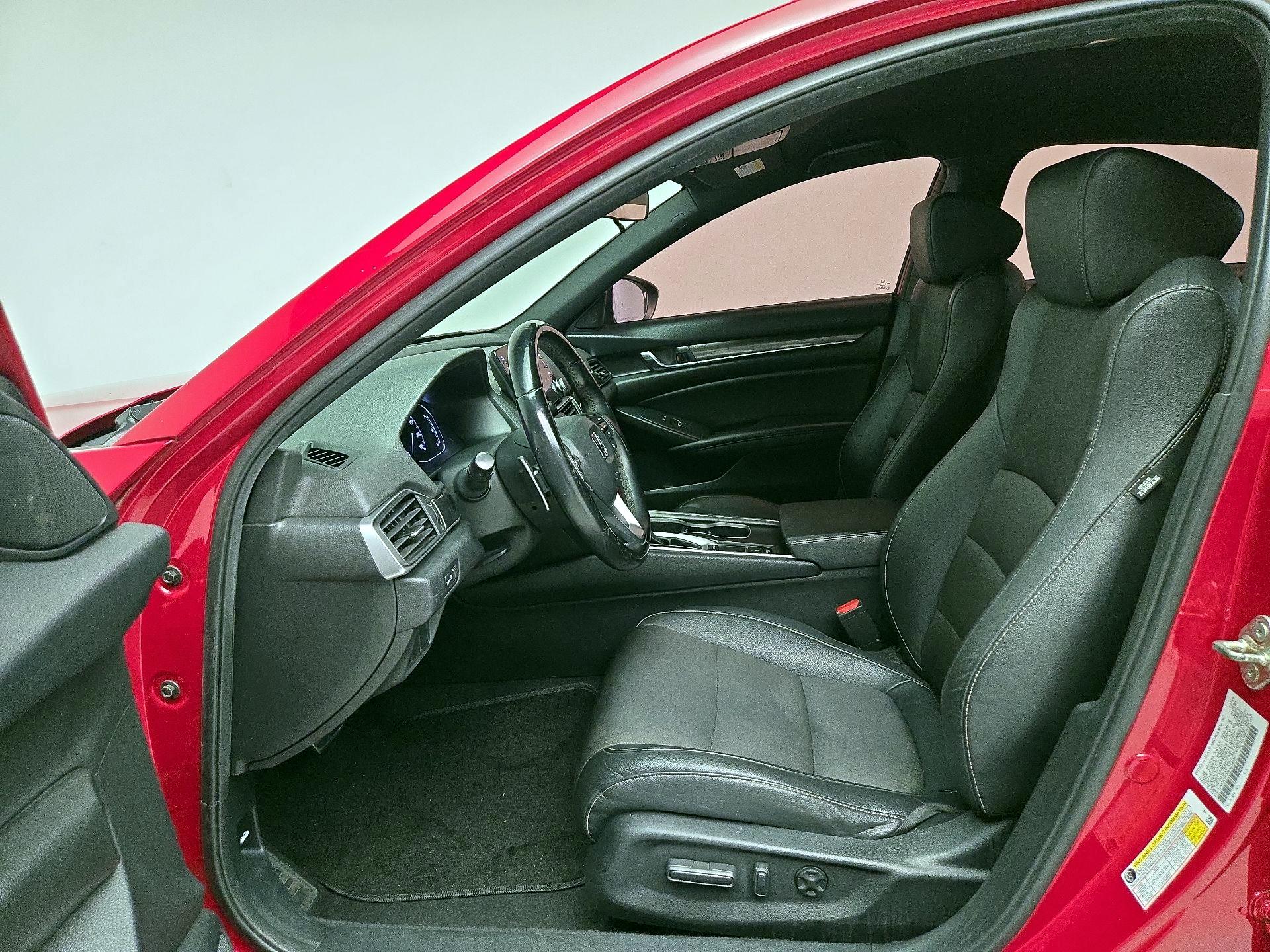 Thumbnail: 2019 Honda Accord - 11