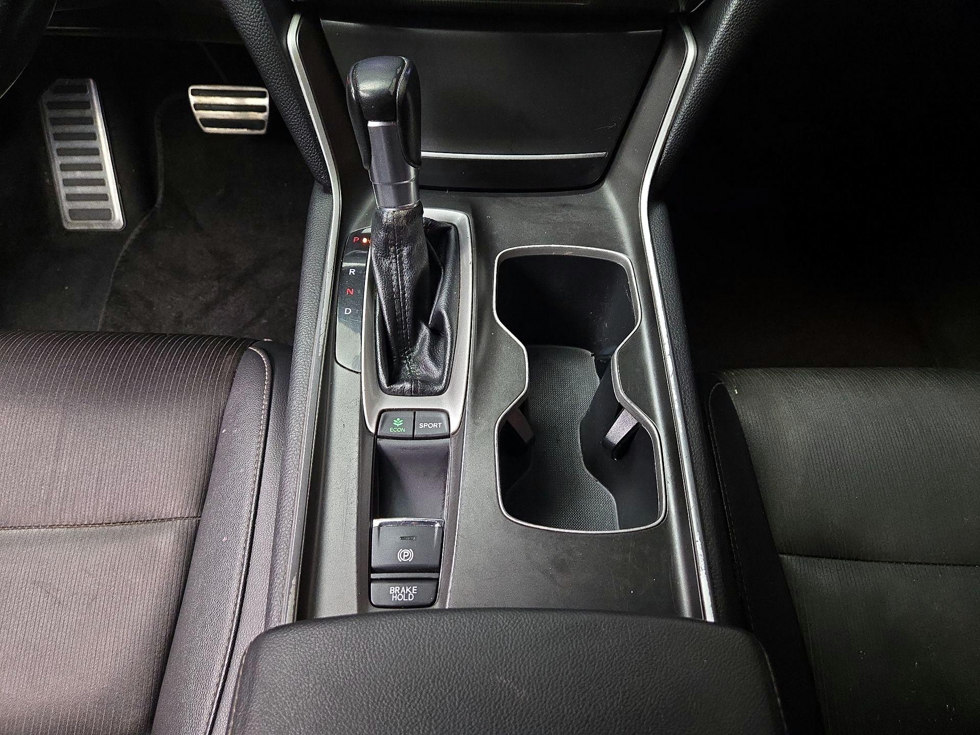 Thumbnail: 2019 Honda Accord - 17