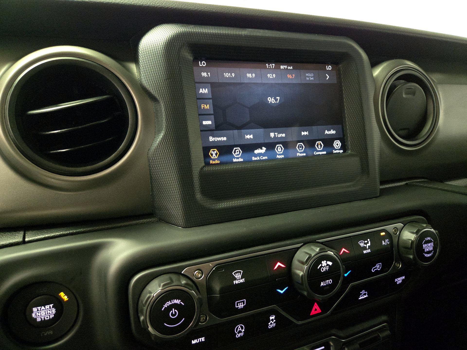 Thumbnail: 2023 Jeep Gladiator - 16