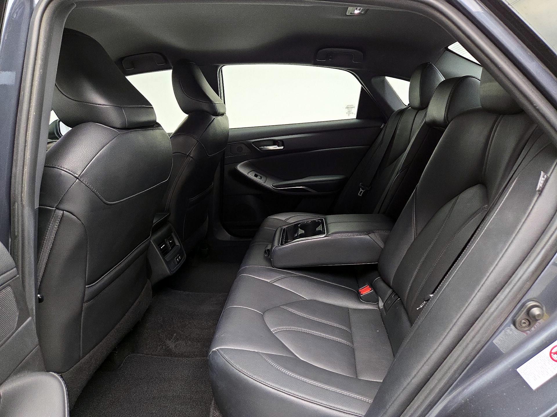 Thumbnail: 2019 Toyota Avalon - 19