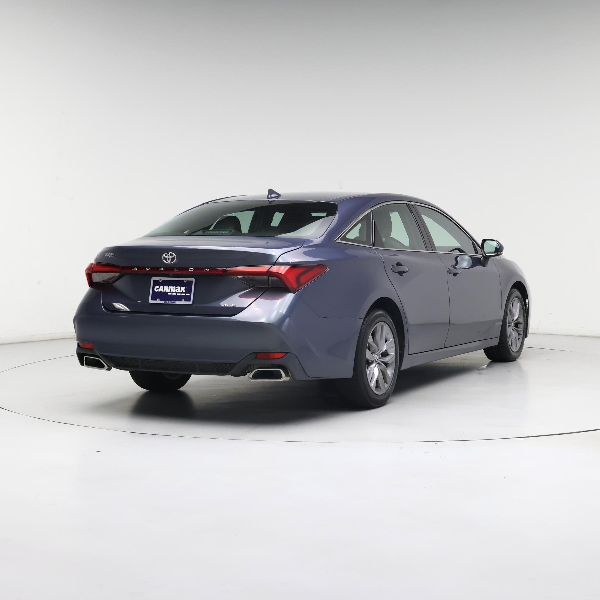 Thumbnail: 2019 Toyota Avalon - 8
