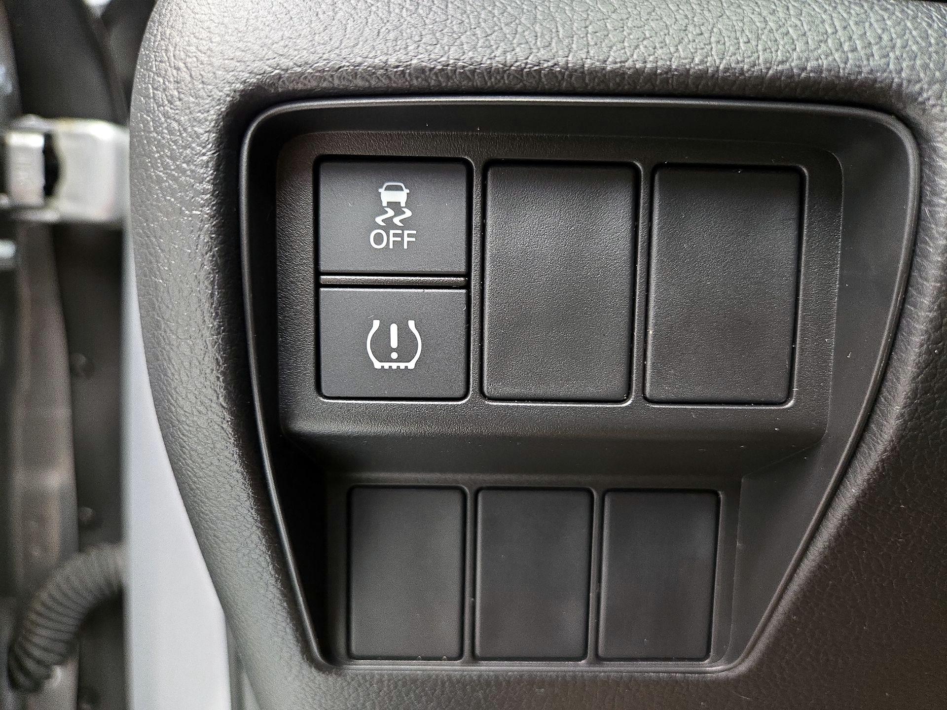 Thumbnail: 2017 Honda CR-V - 13