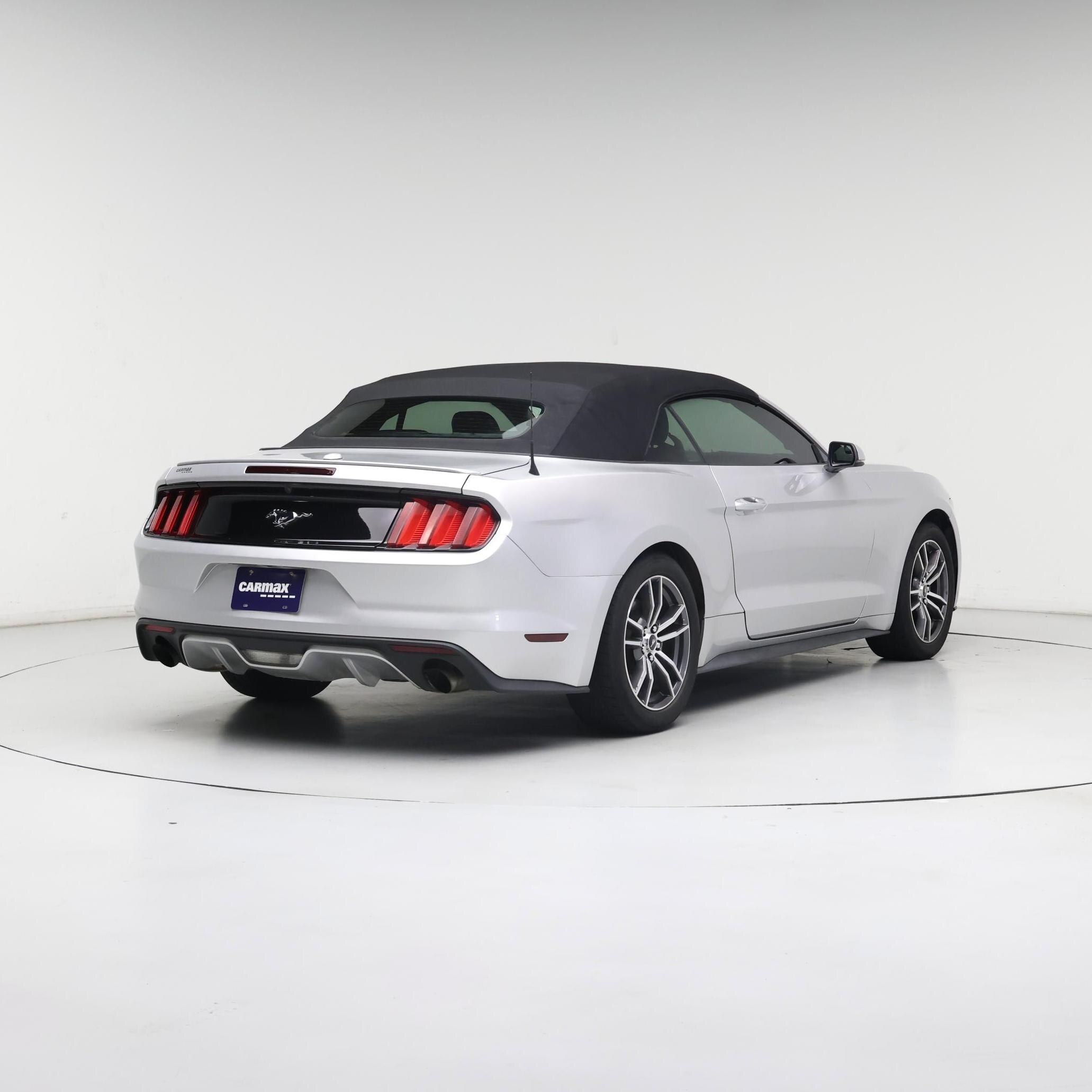 Thumbnail: 2017 Ford Mustang - 8