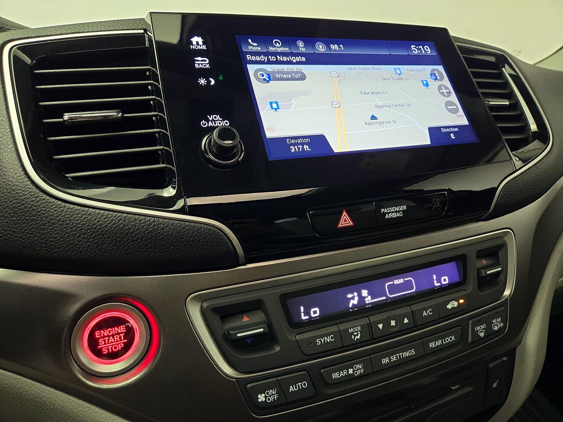 Thumbnail: 2019 Honda Pilot - 14