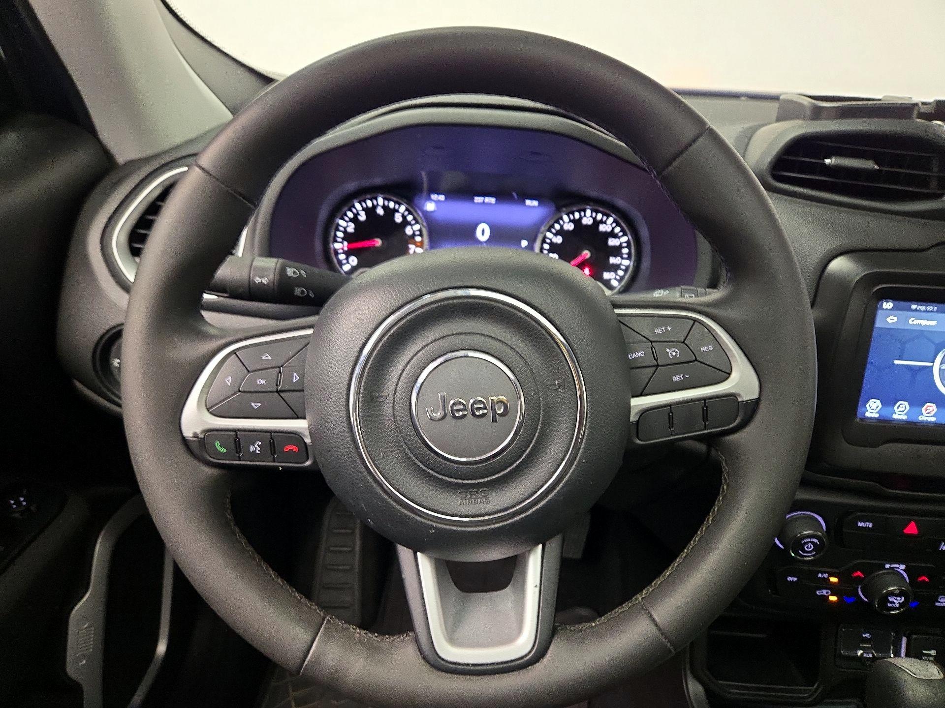 Thumbnail: 2021 Jeep Renegade - 10