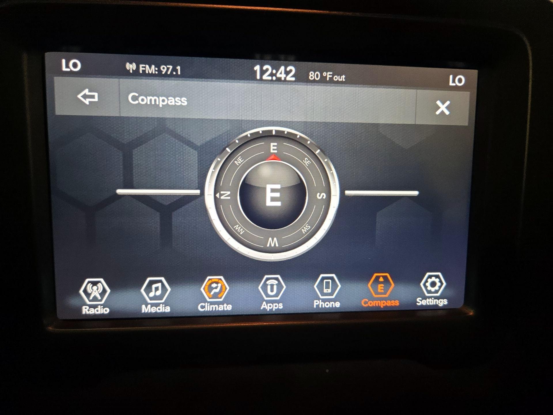 Thumbnail: 2021 Jeep Renegade - 14