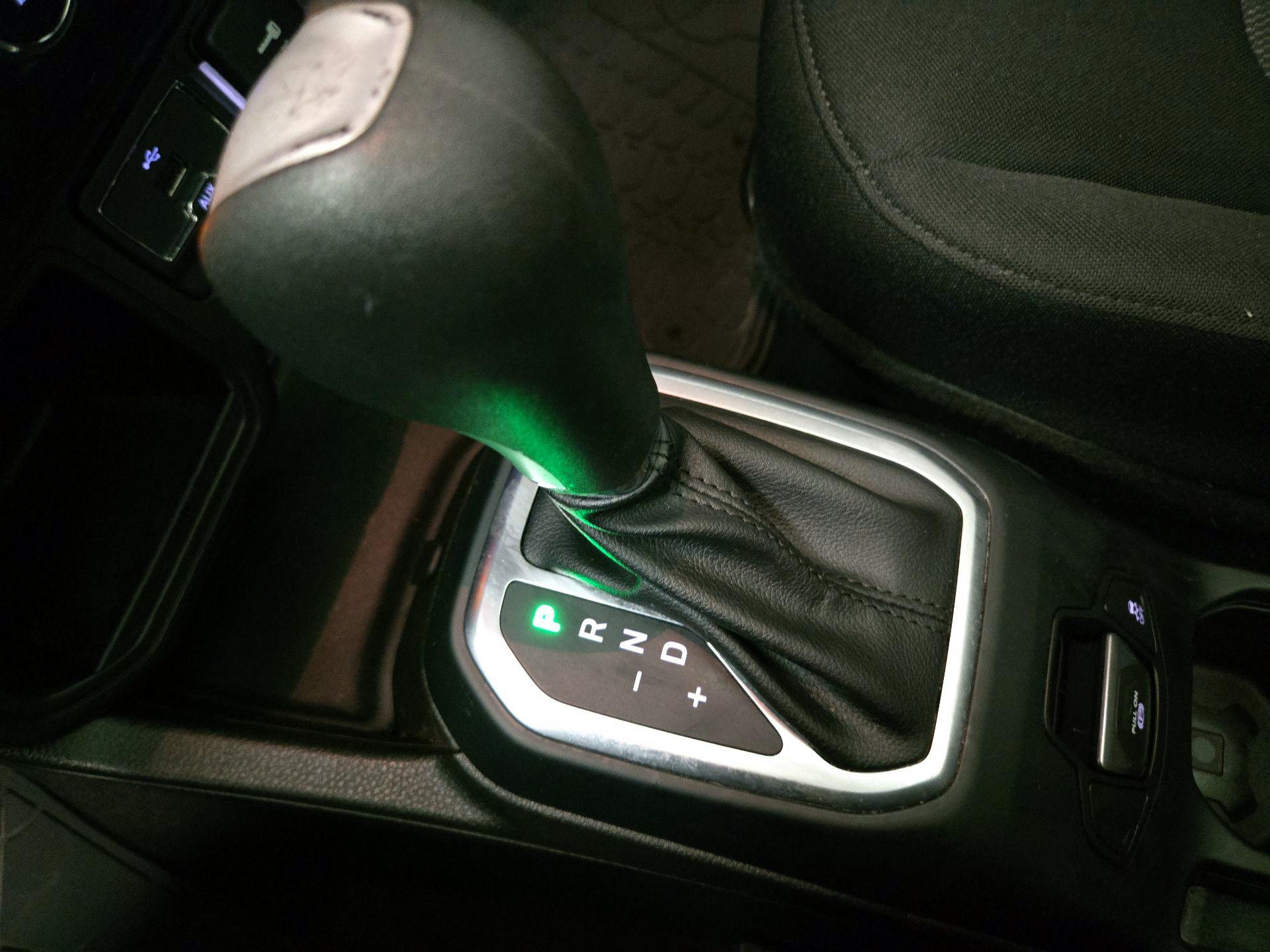 Thumbnail: 2021 Jeep Renegade - 18