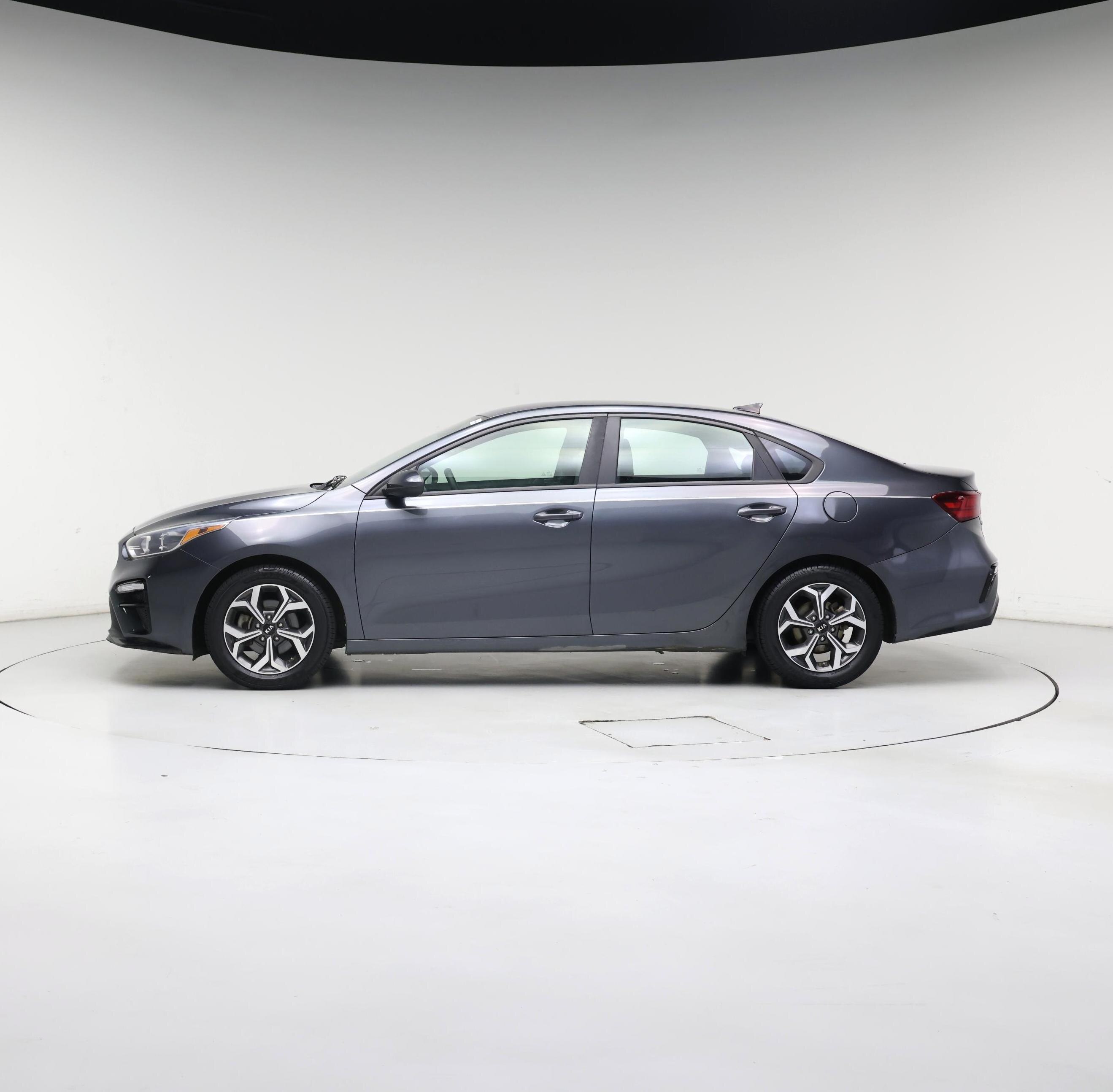Thumbnail: 2020 Kia Forte - 3