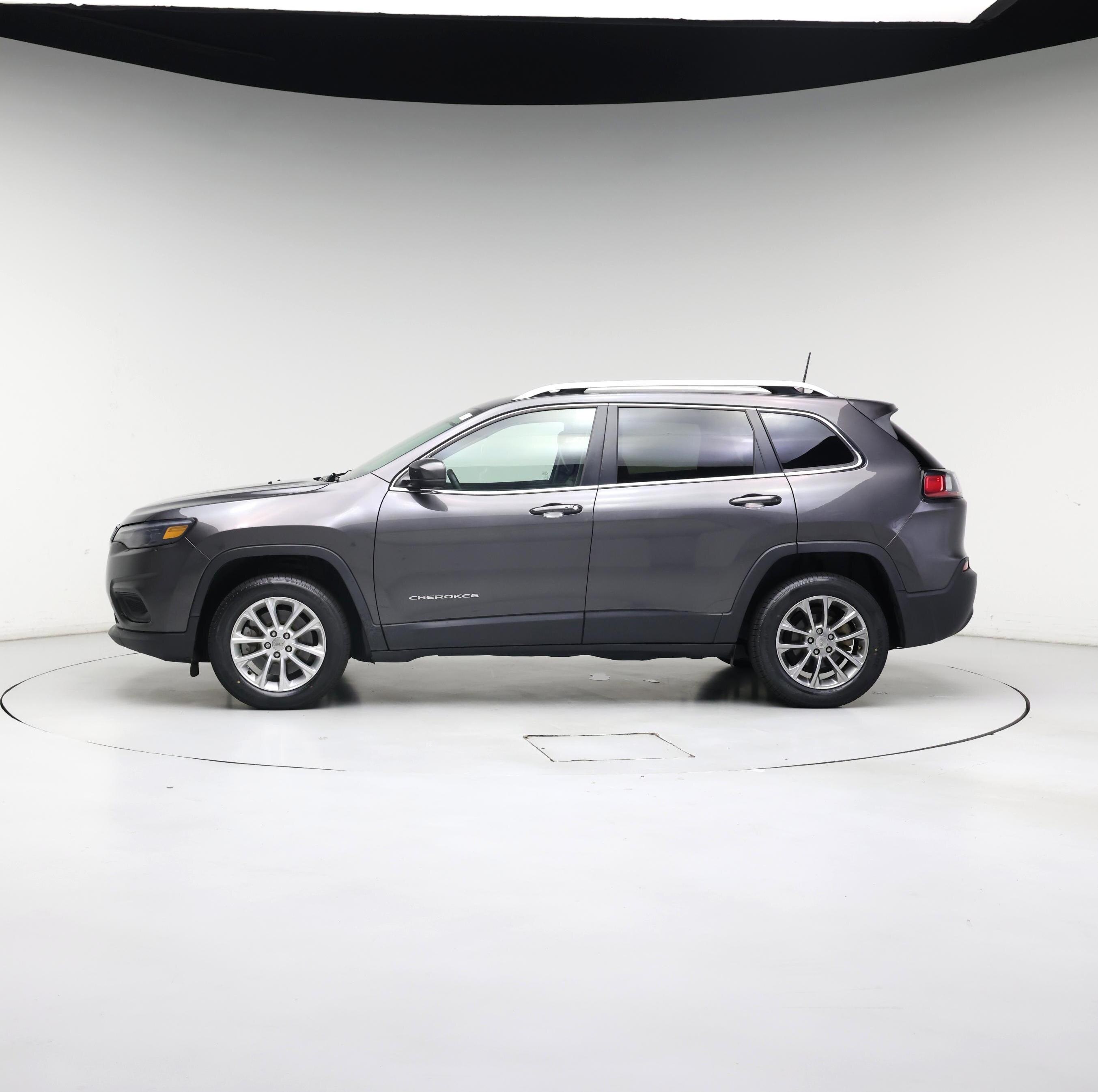 Thumbnail: 2020 Jeep Cherokee - 3