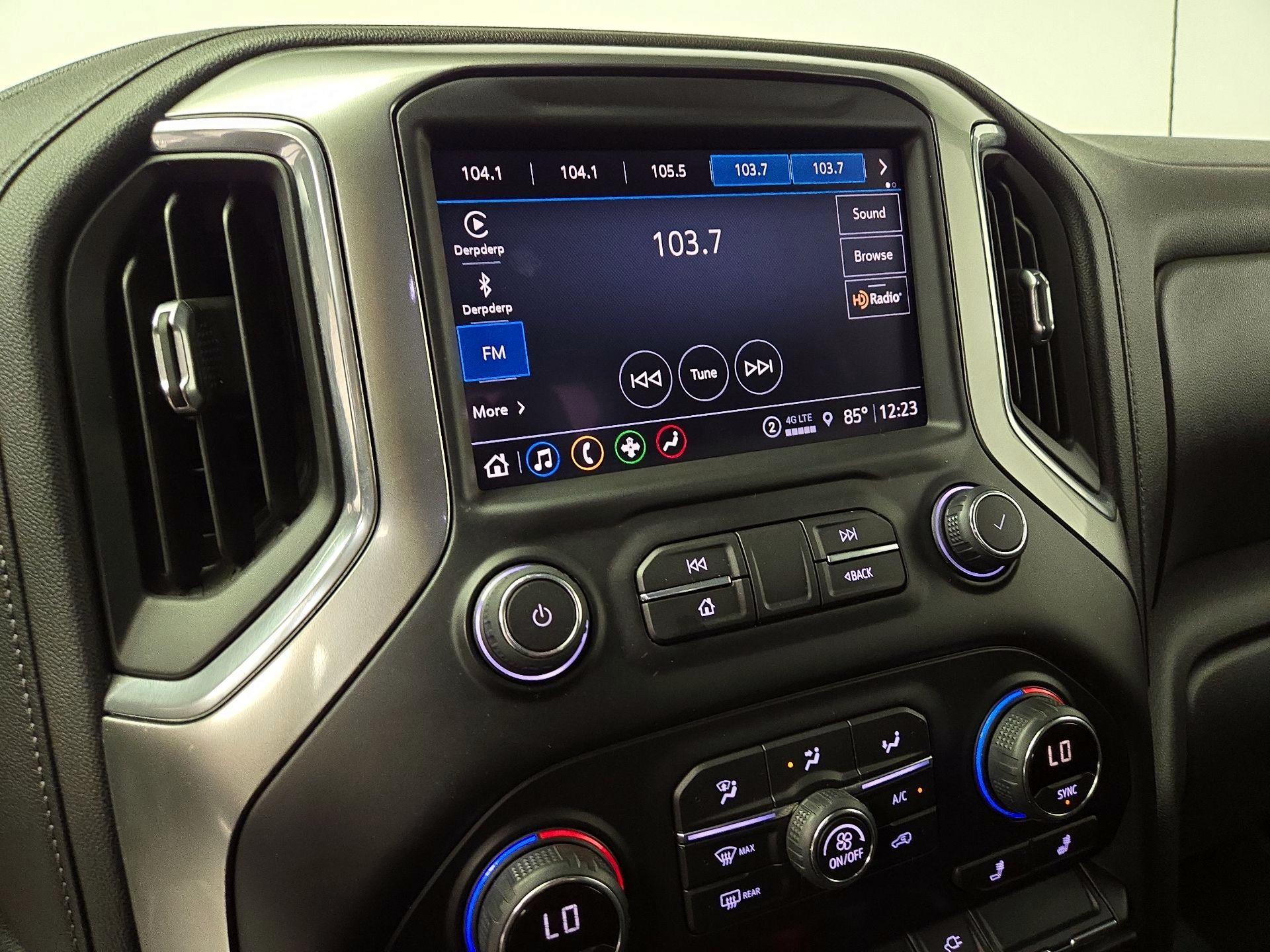 Thumbnail: 2021 Chevrolet Silverado 1500 - 15